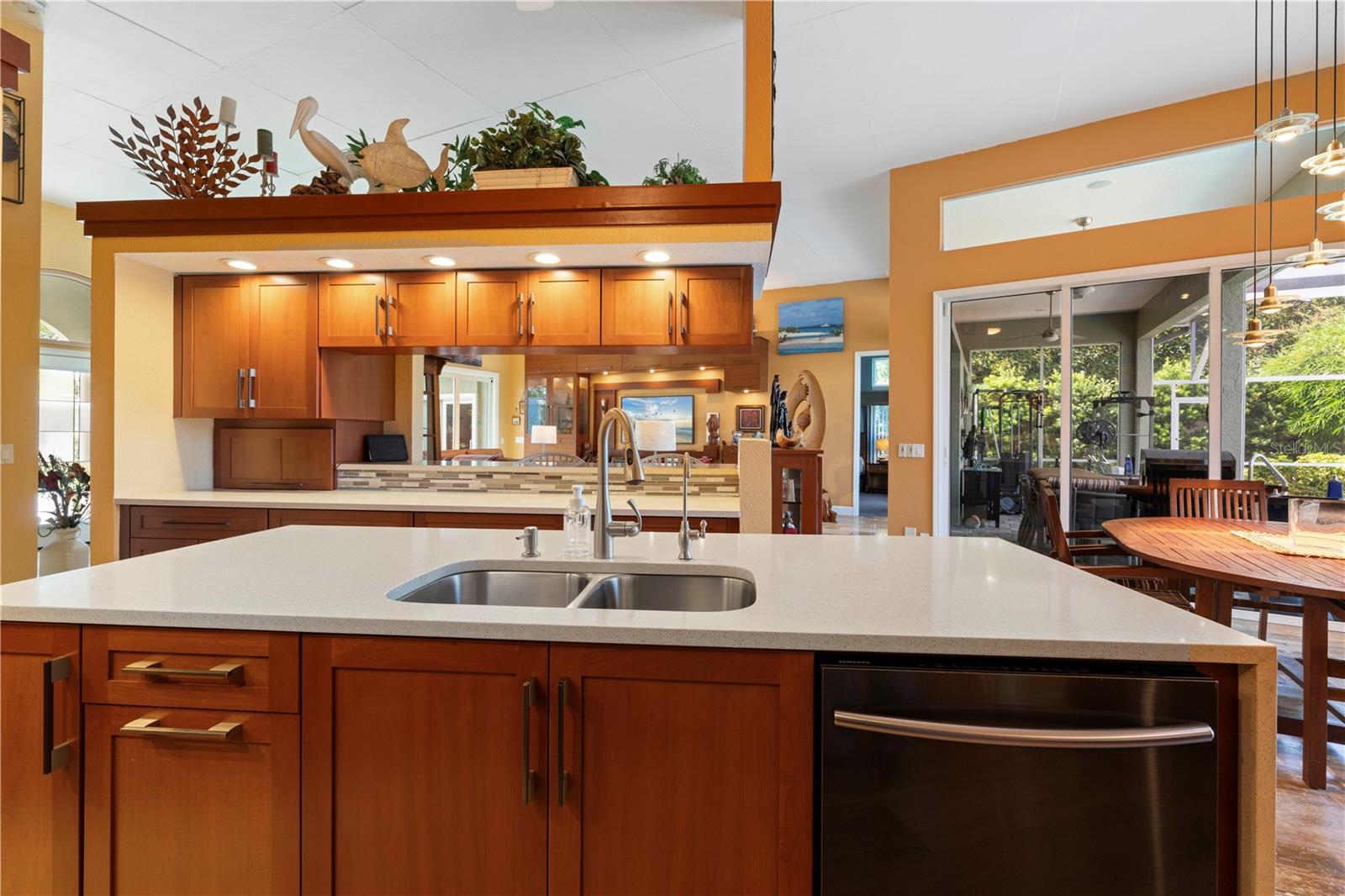 Image 26 of 63 For 5058 La Costa Island Court