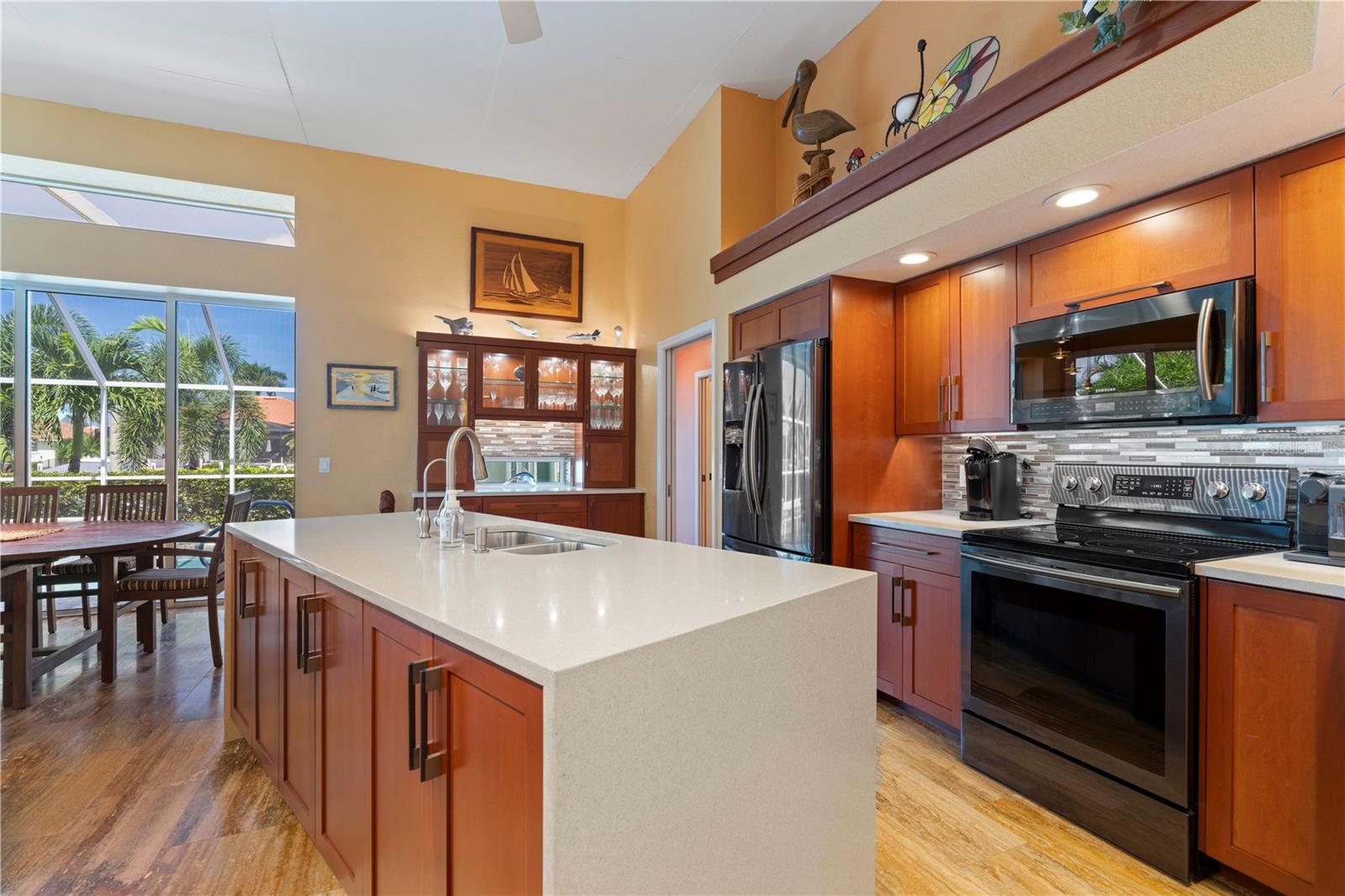 Image 28 of 63 For 5058 La Costa Island Court