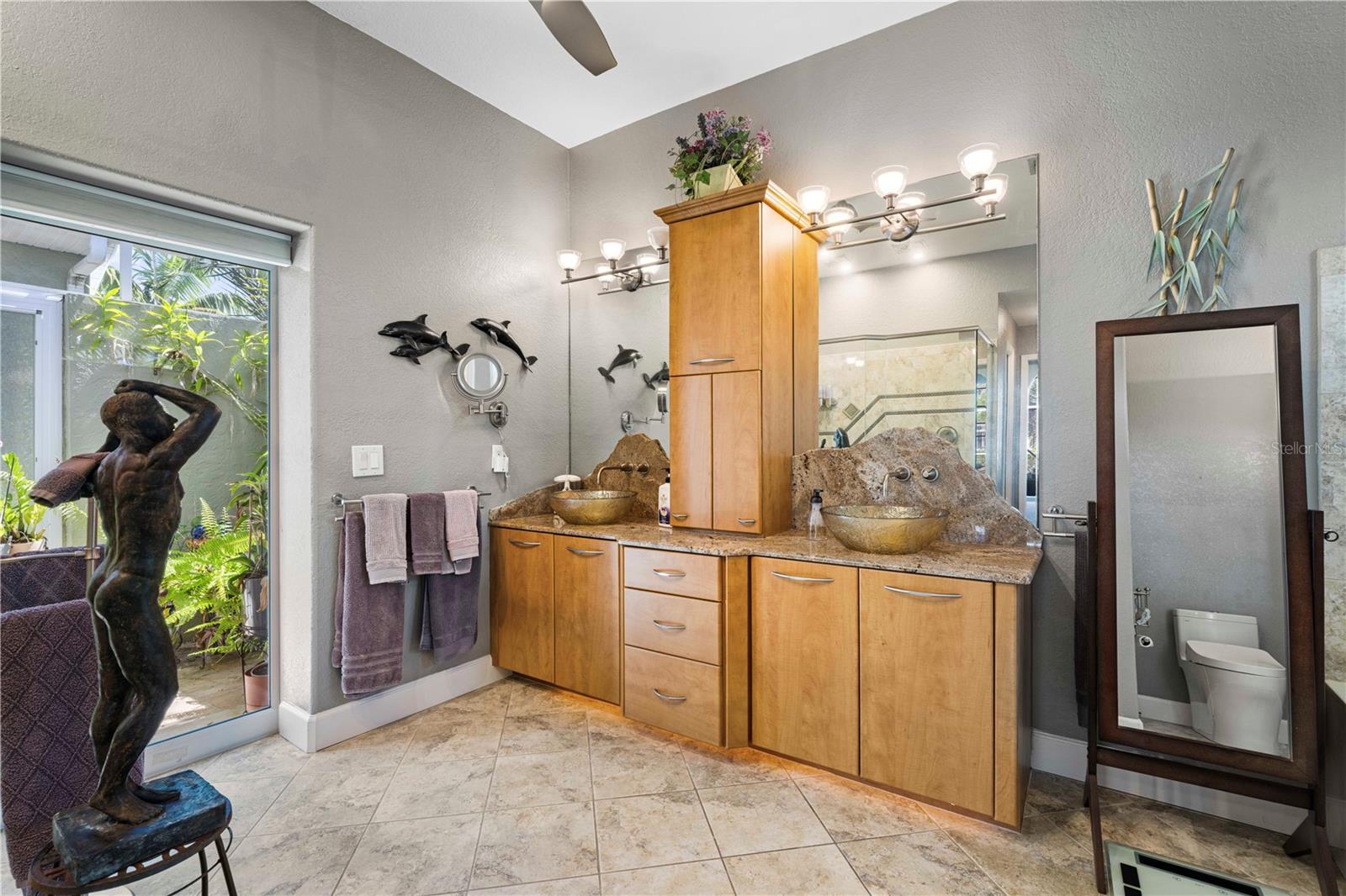 Image 34 of 63 For 5058 La Costa Island Court