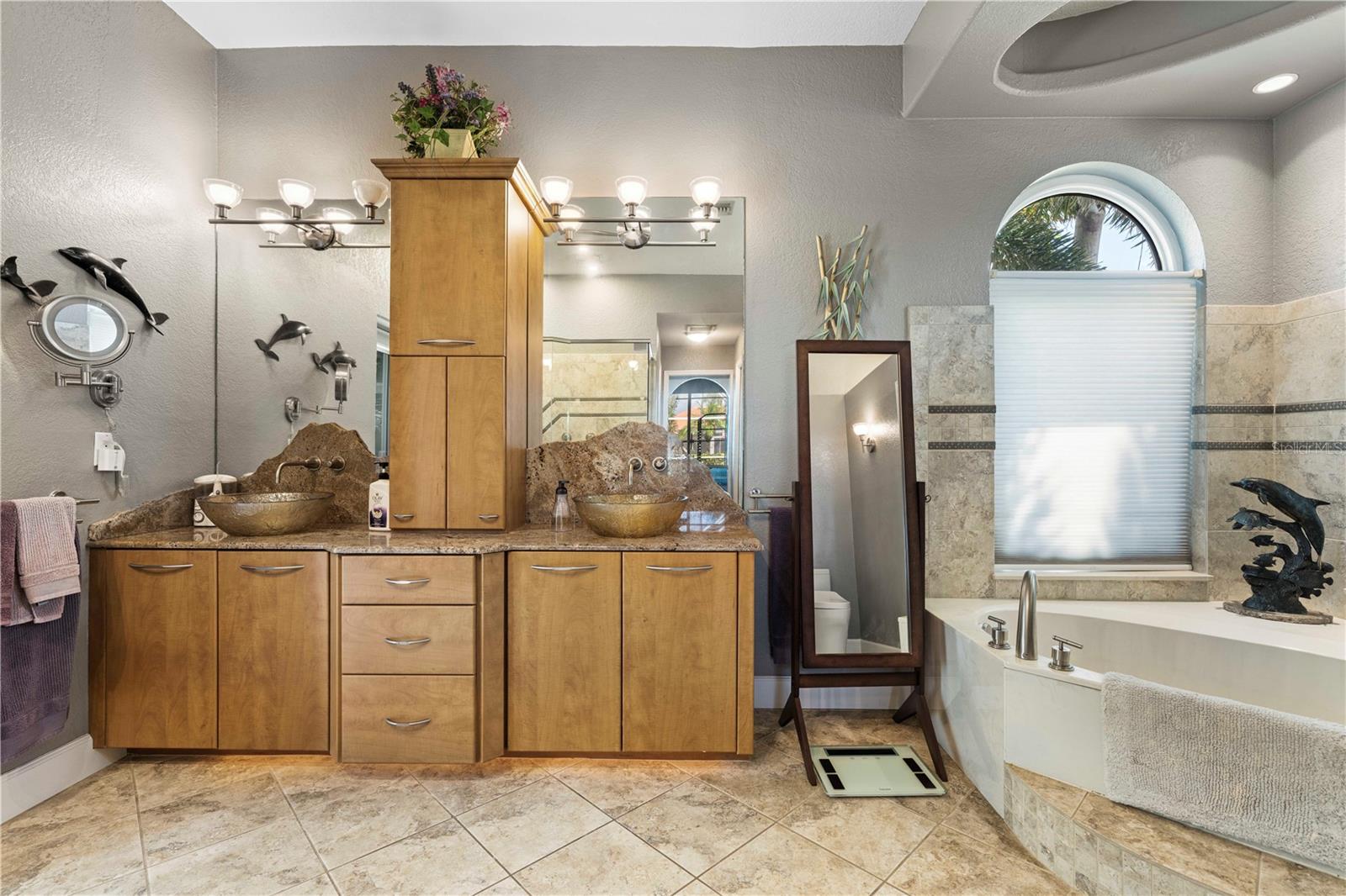 Image 35 of 63 For 5058 La Costa Island Court