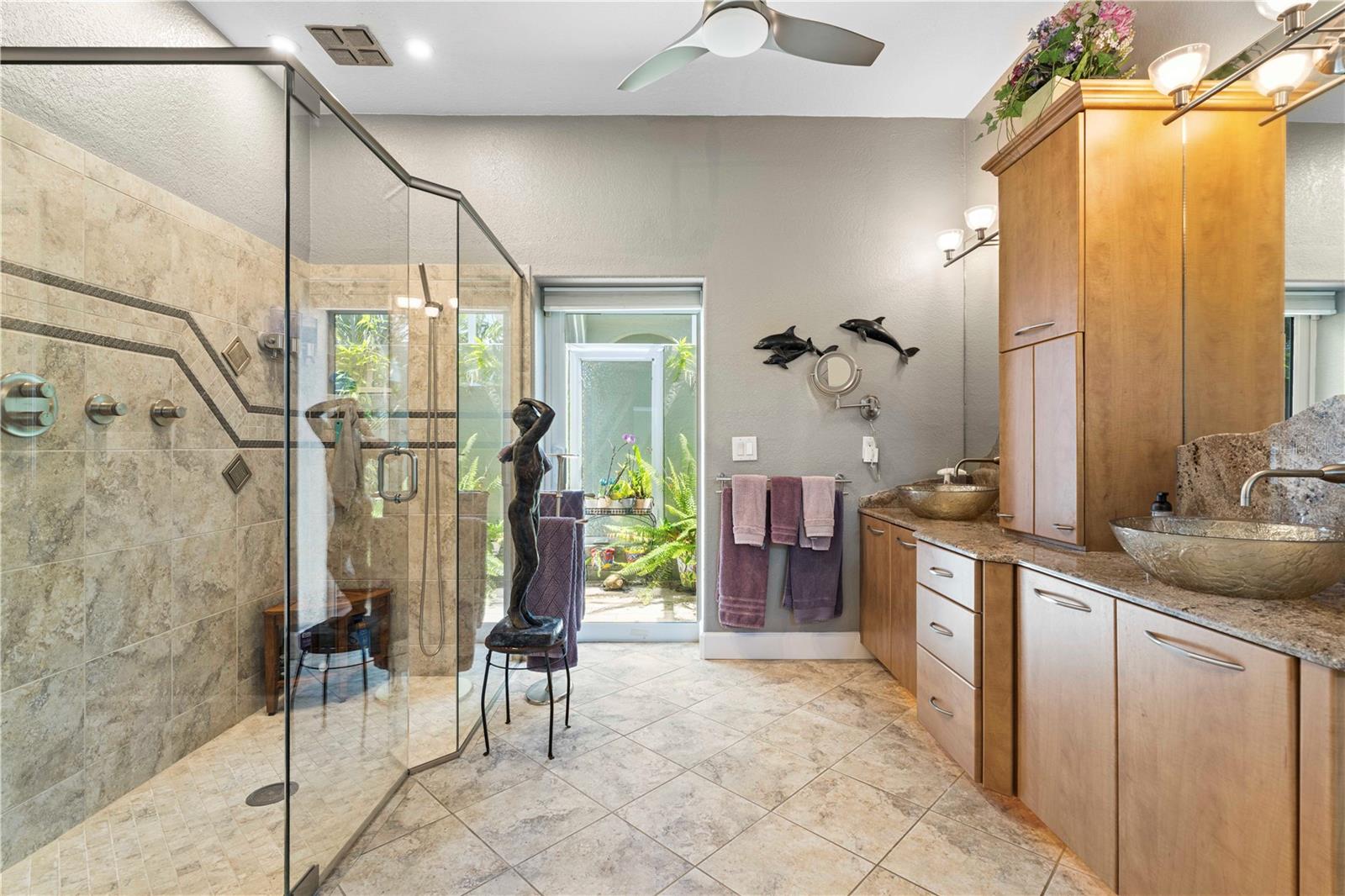 Image 37 of 63 For 5058 La Costa Island Court