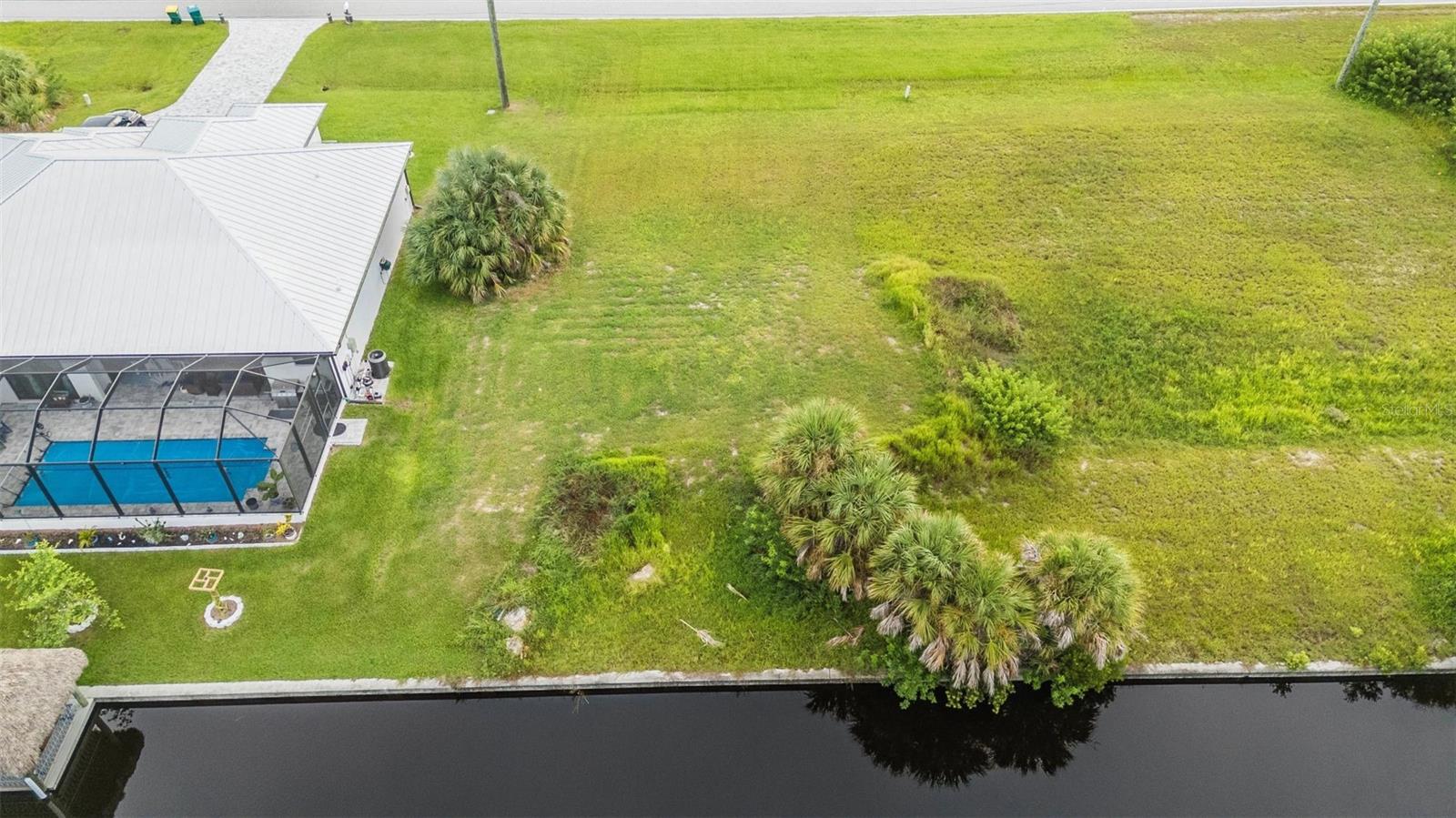 Image 5 of 25 For 8861 St Paul Drive