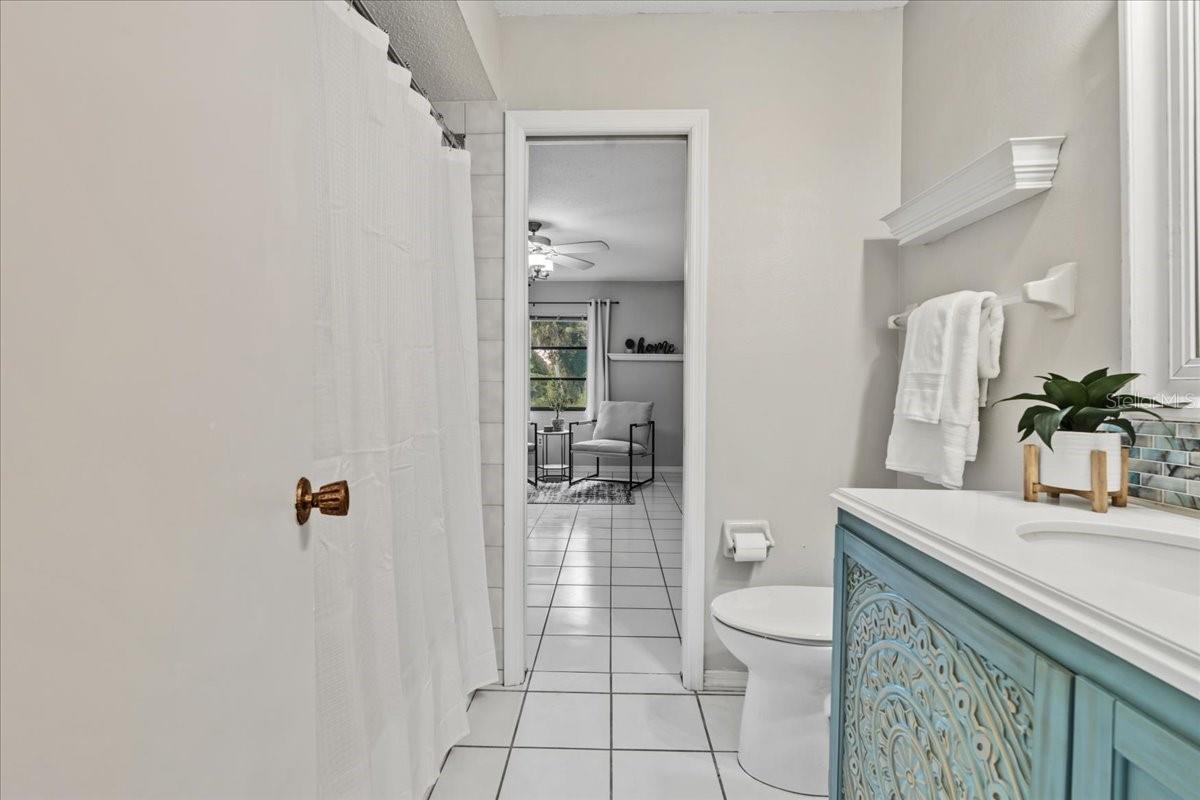 Image 16 of 38 For 13564 Sedgwick Avenue