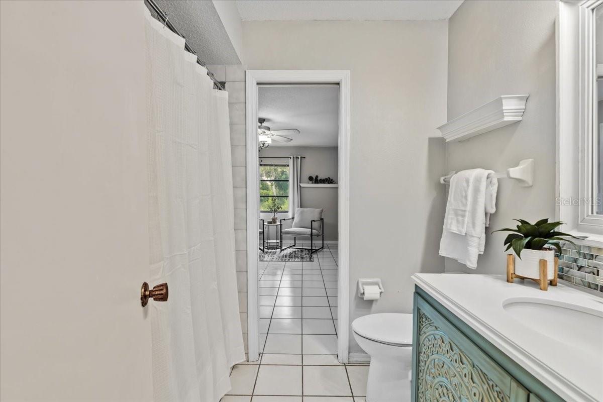 Image 17 of 38 For 13564 Sedgwick Avenue