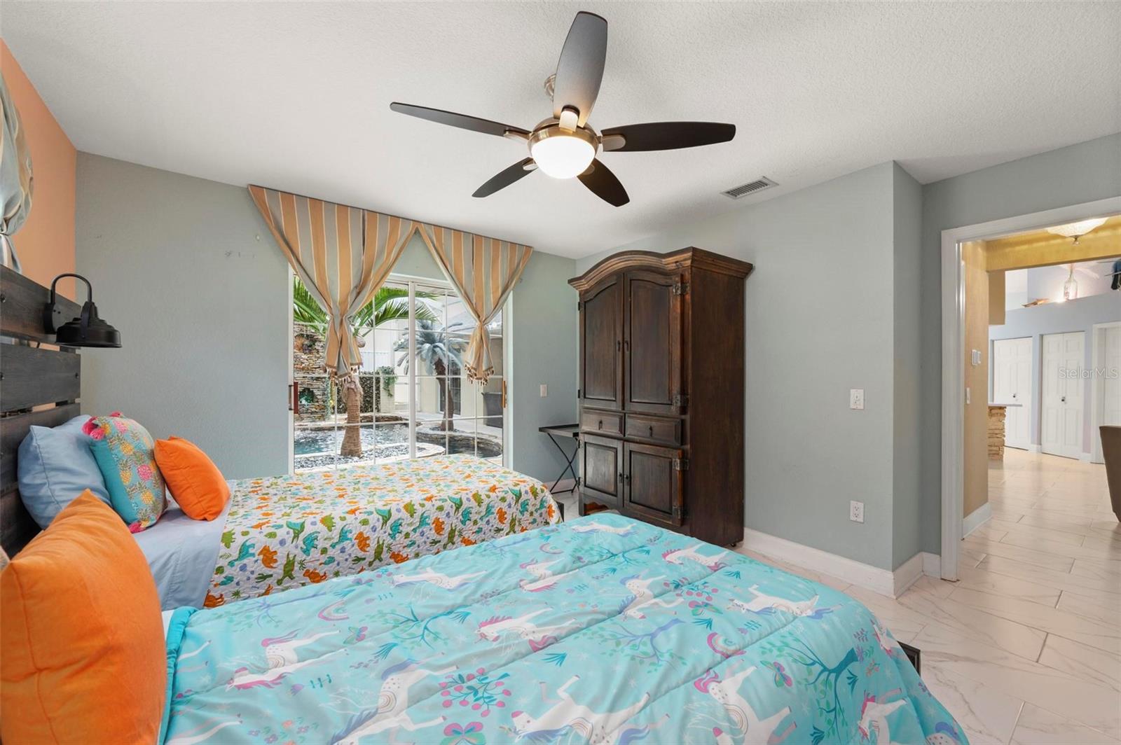 Listing photo id 34 for 25688 Deep Creek Boulevard