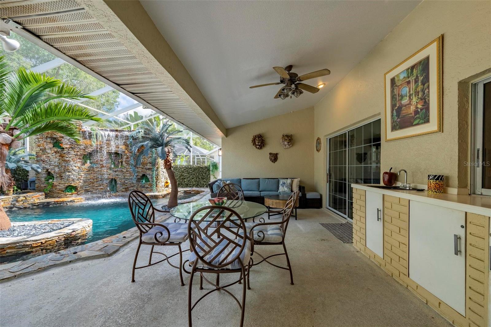 Listing photo id 38 for 25688 Deep Creek Boulevard