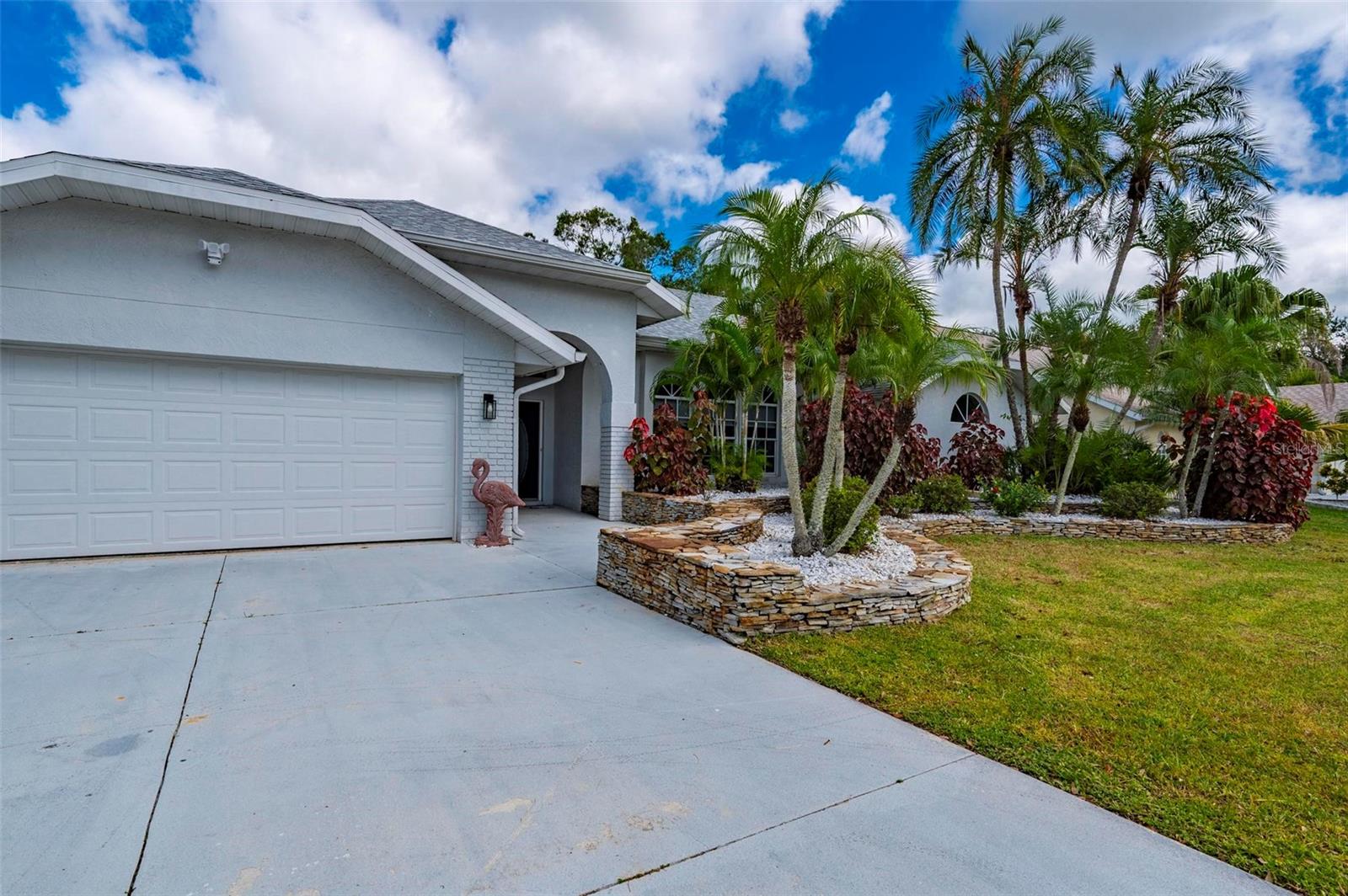 Listing photo id 52 for 25688 Deep Creek Boulevard