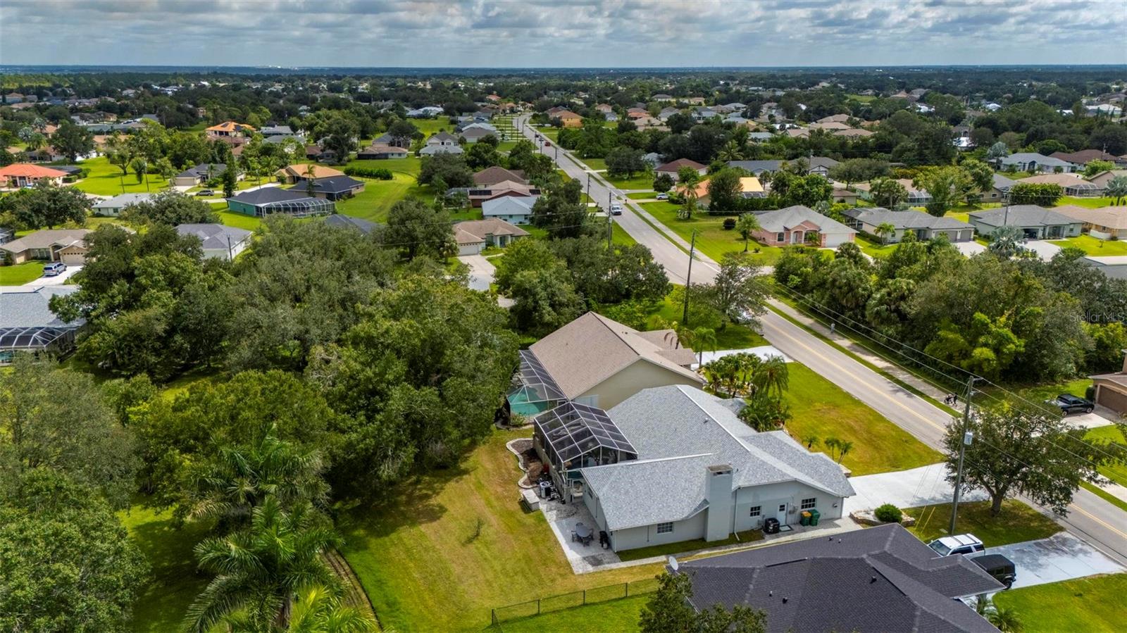 Listing photo id 69 for 25688 Deep Creek Boulevard