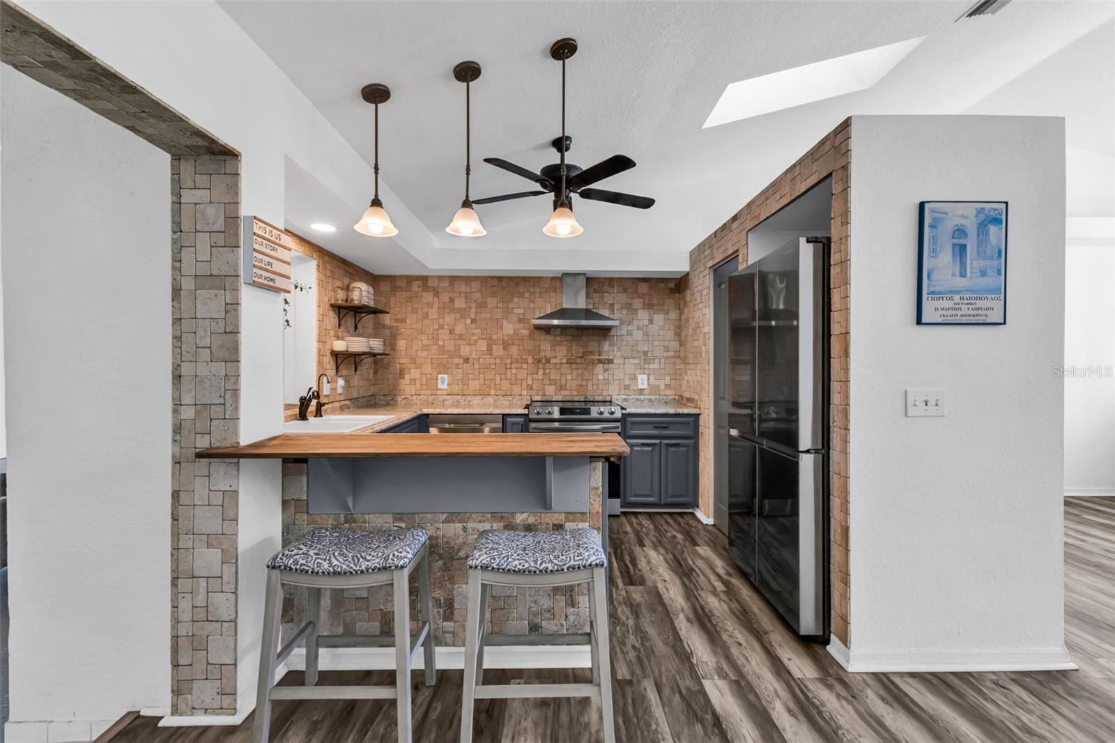 Image 10 of 71 For 3295 Brooklyn Ave