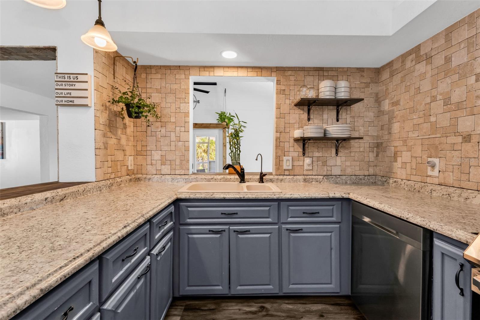 Image 14 of 71 For 3295 Brooklyn Ave