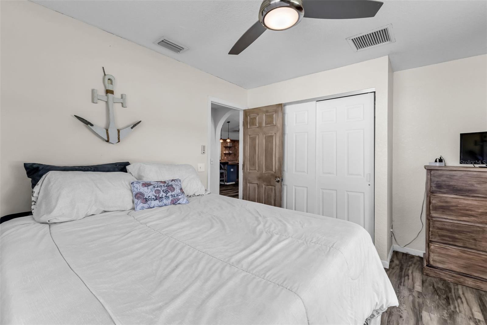 Image 29 of 71 For 3295 Brooklyn Ave