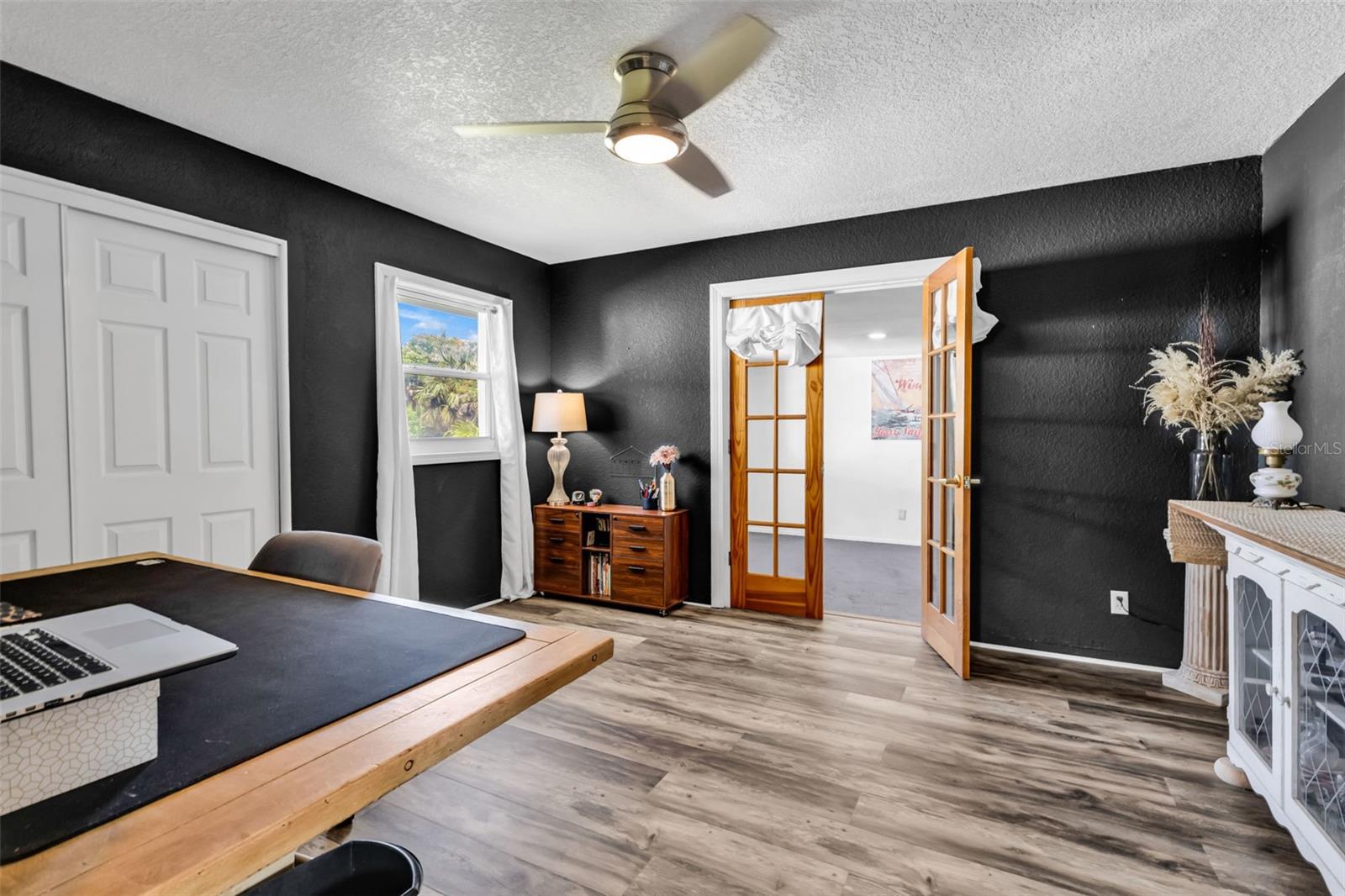 Image 31 of 71 For 3295 Brooklyn Ave