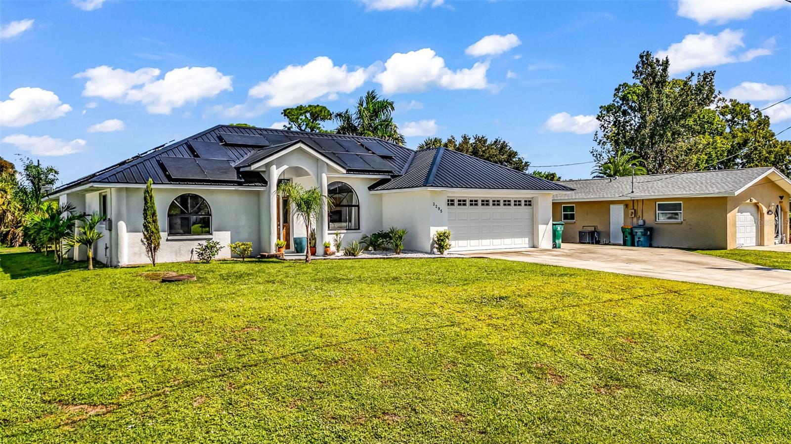 Image 45 of 71 For 3295 Brooklyn Ave