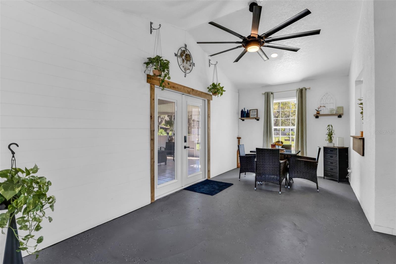 Image 7 of 71 For 3295 Brooklyn Ave