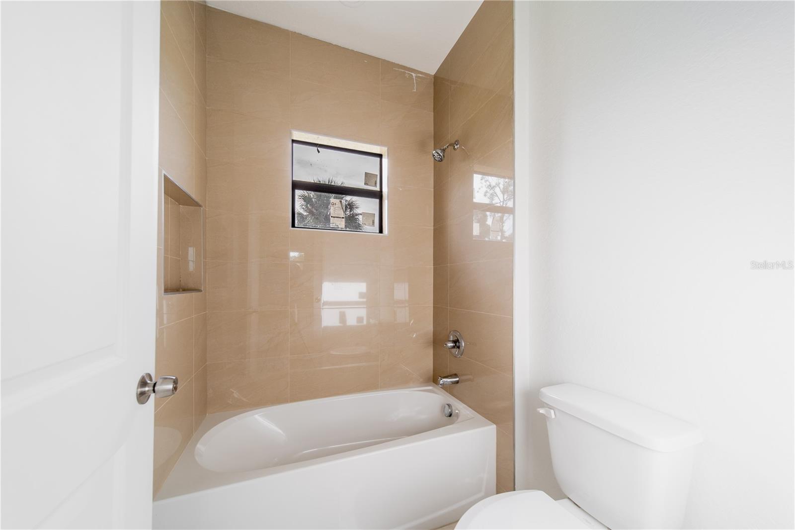 Image 13 of 34 For 15089 Aldama Circle