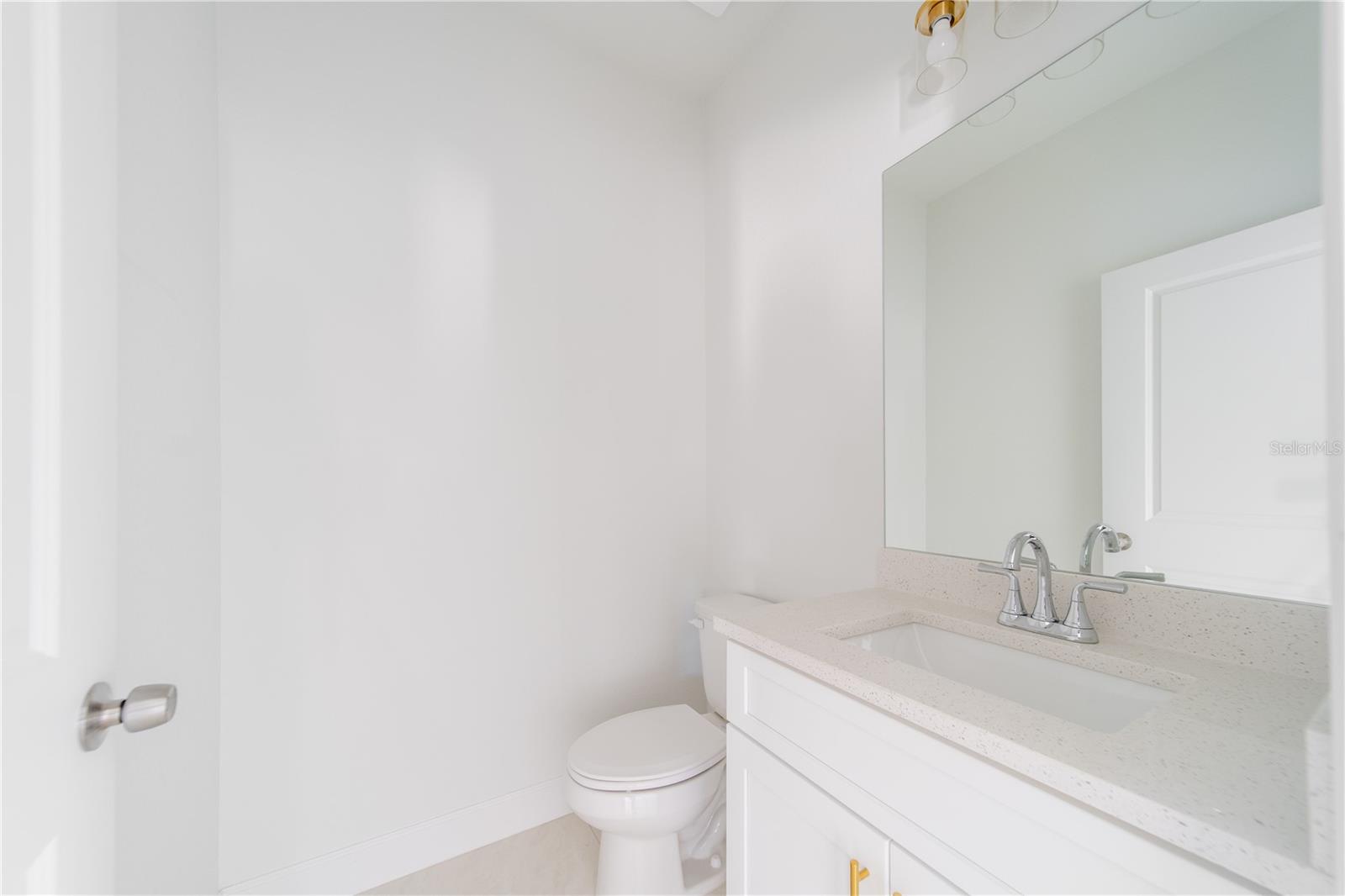 Image 16 of 34 For 15089 Aldama Circle