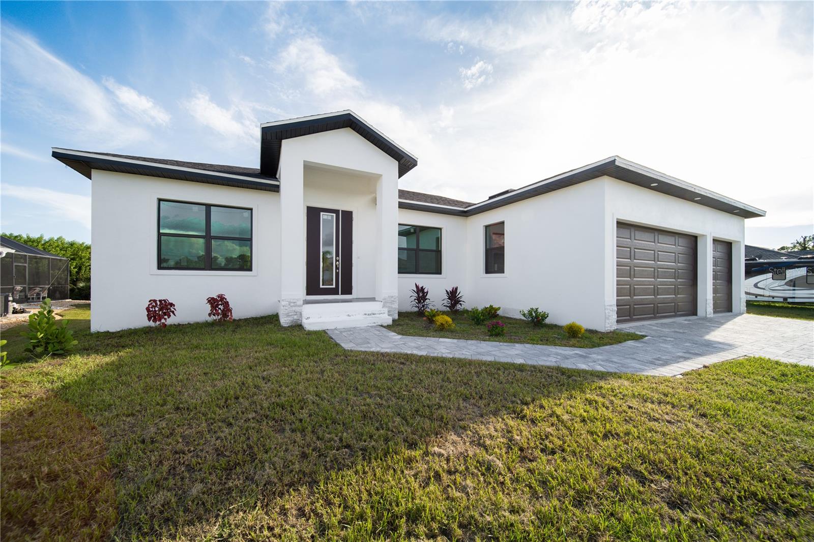 Image 27 of 34 For 15089 Aldama Circle