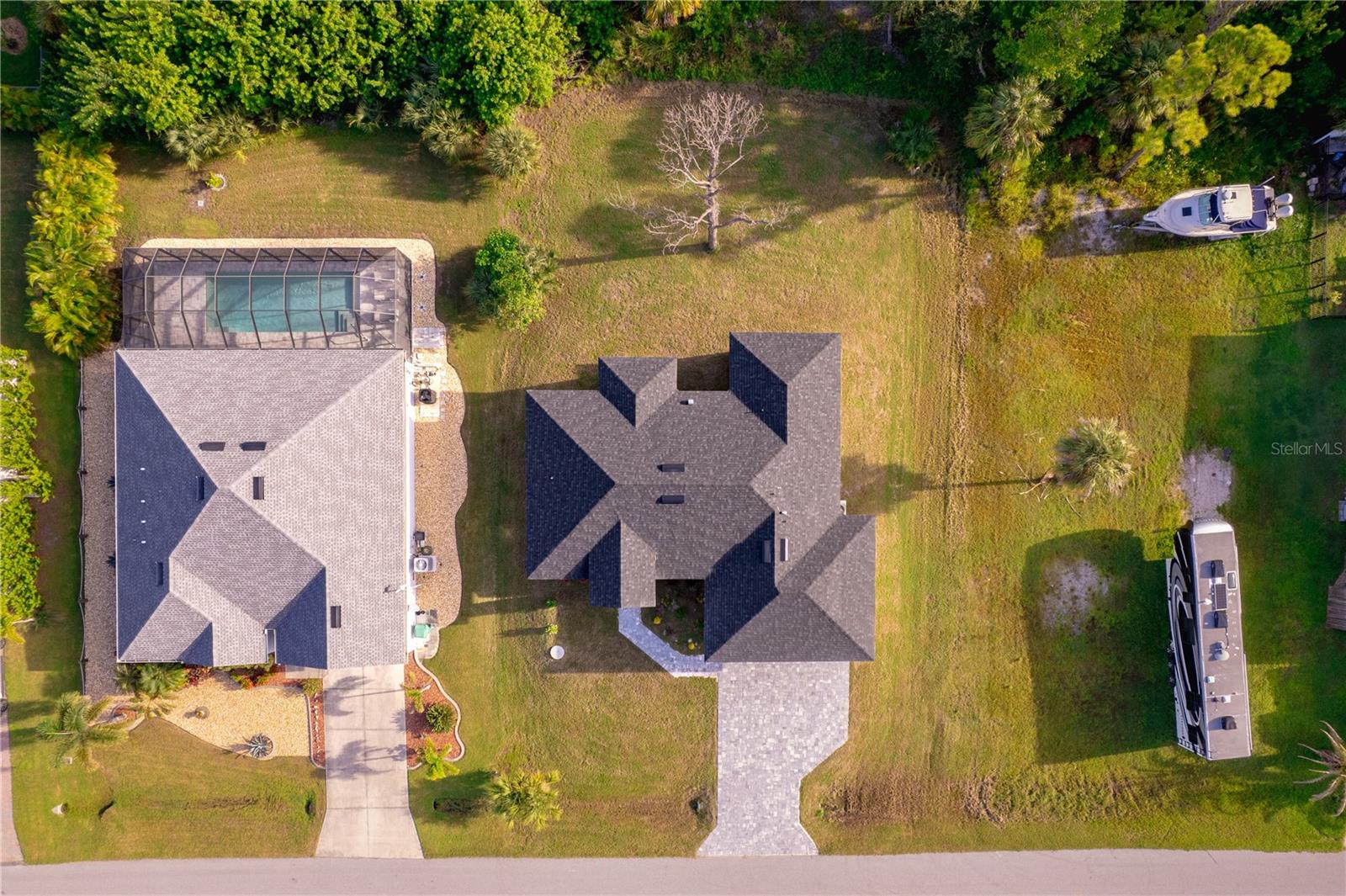 Image 33 of 34 For 15089 Aldama Circle