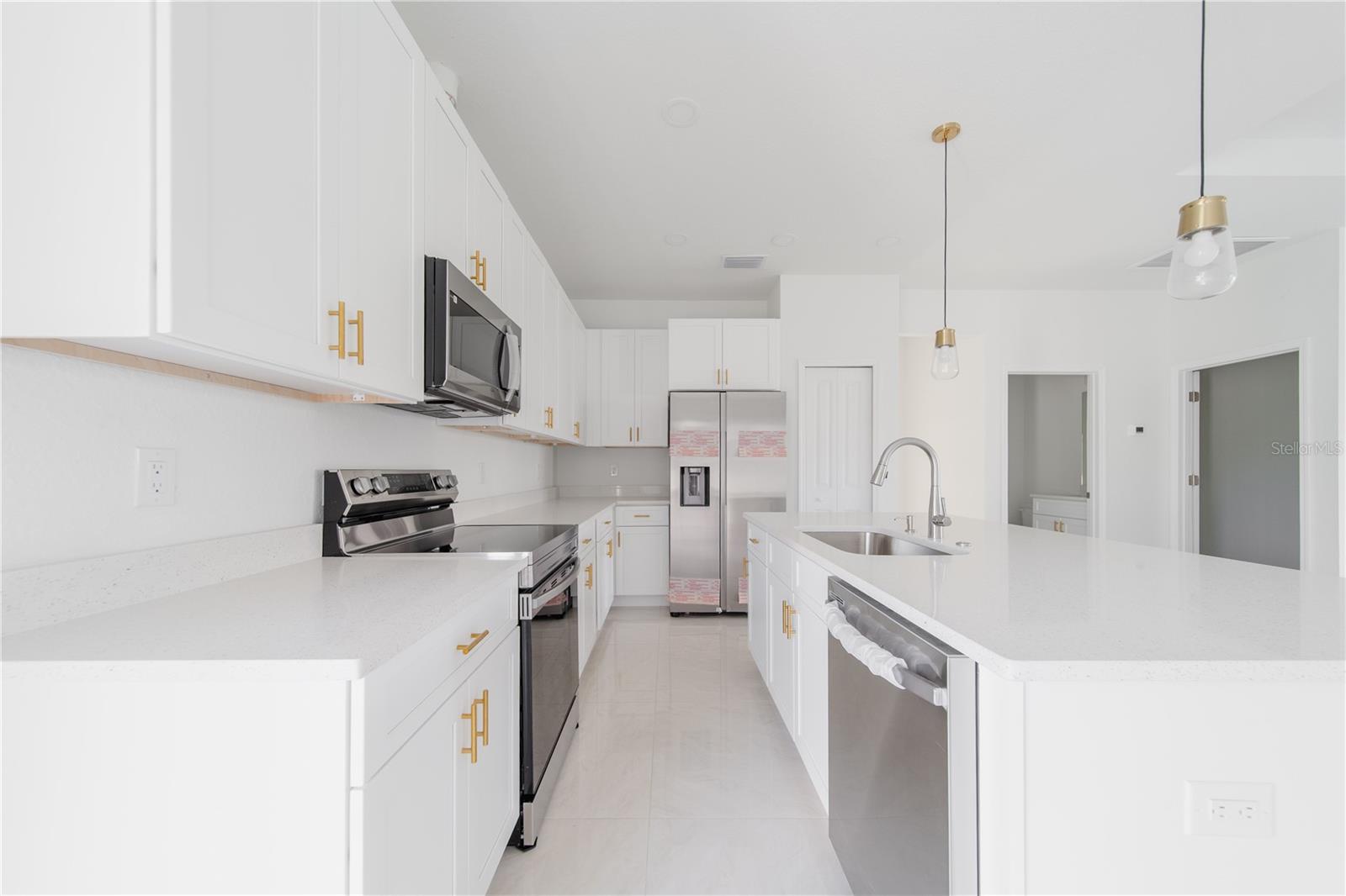 Image 8 of 34 For 15089 Aldama Circle