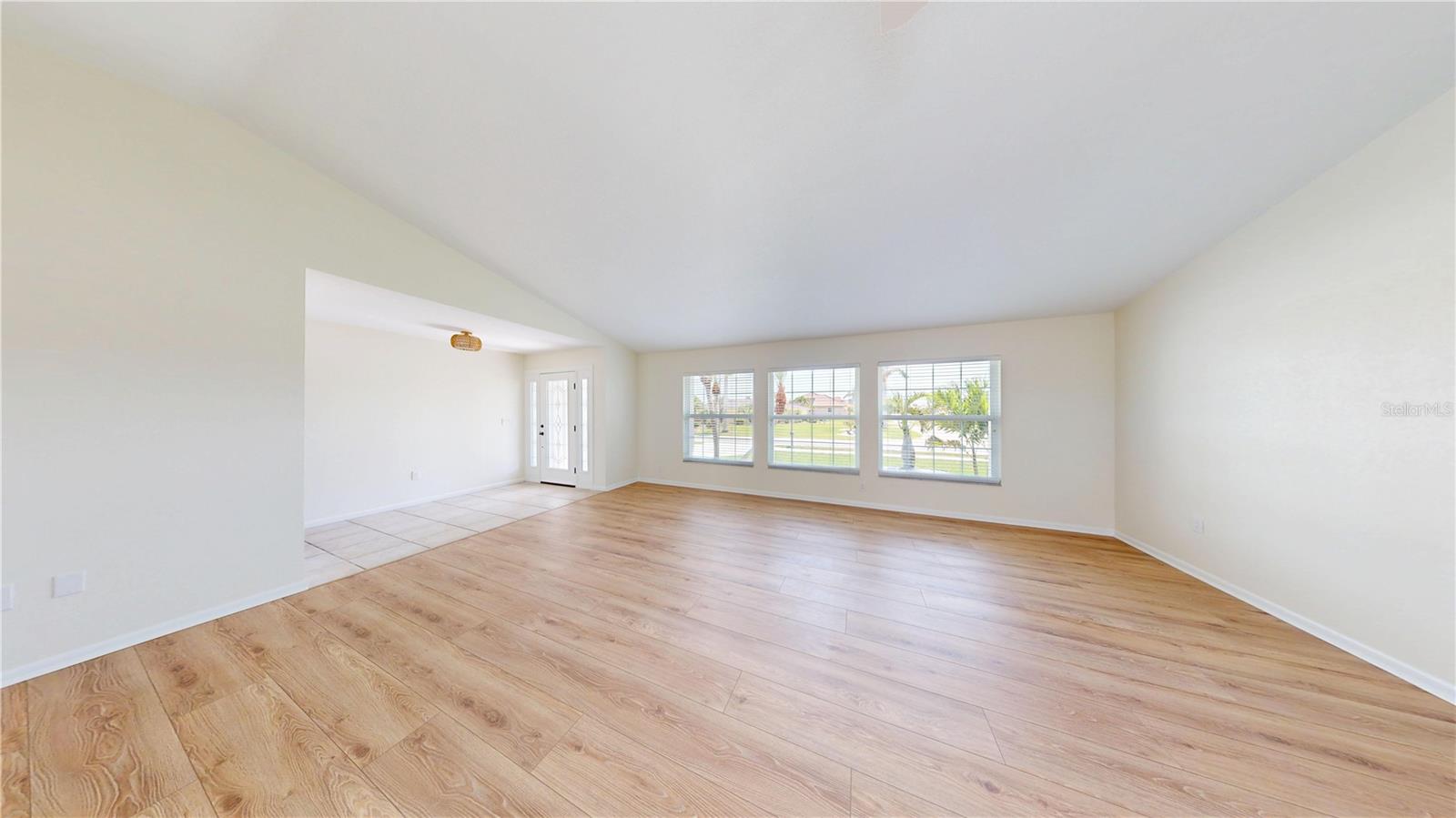 Image 12 of 44 For 745 Monaco Drive