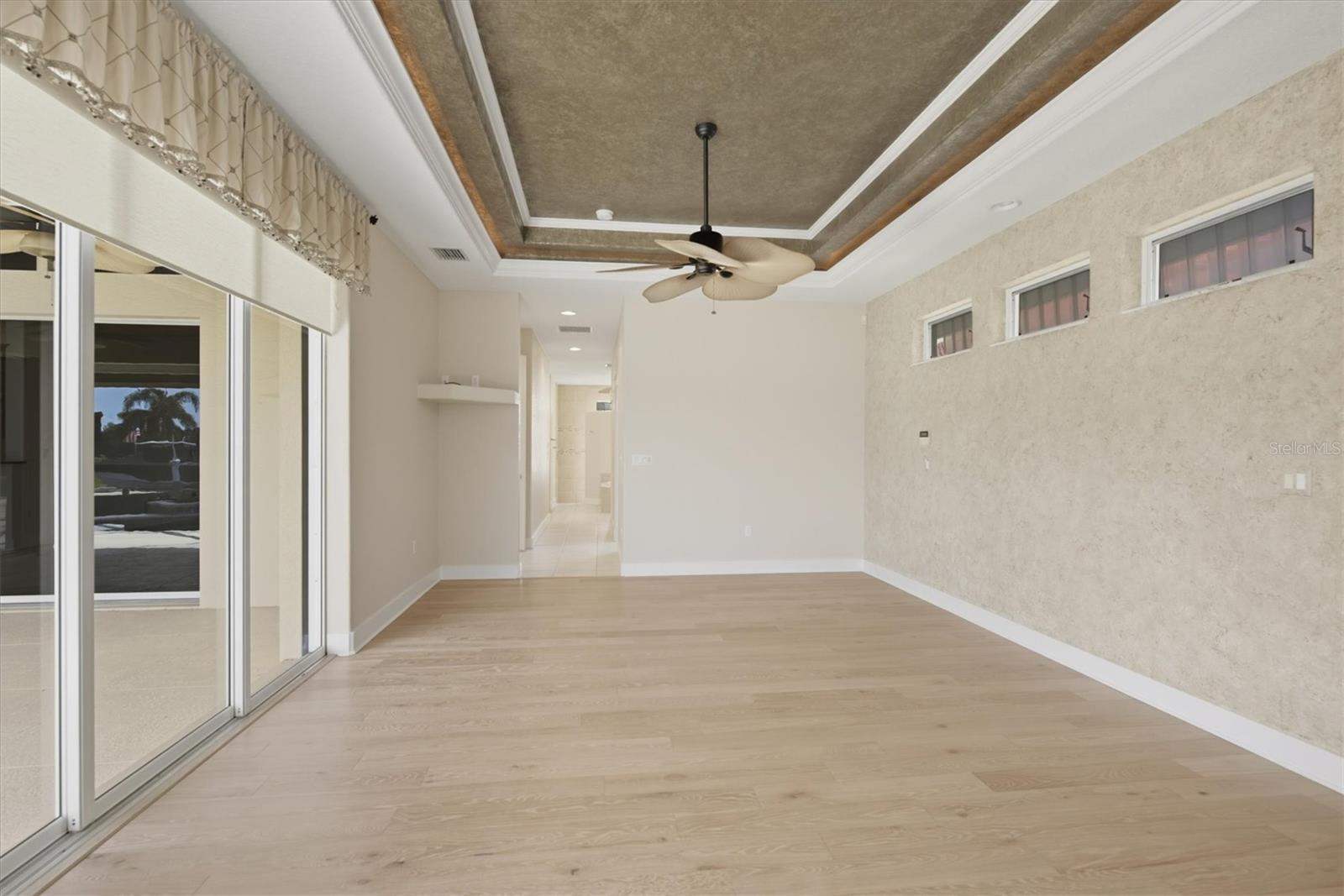 Image 43 of 87 For 1700 Los Alamos Drive