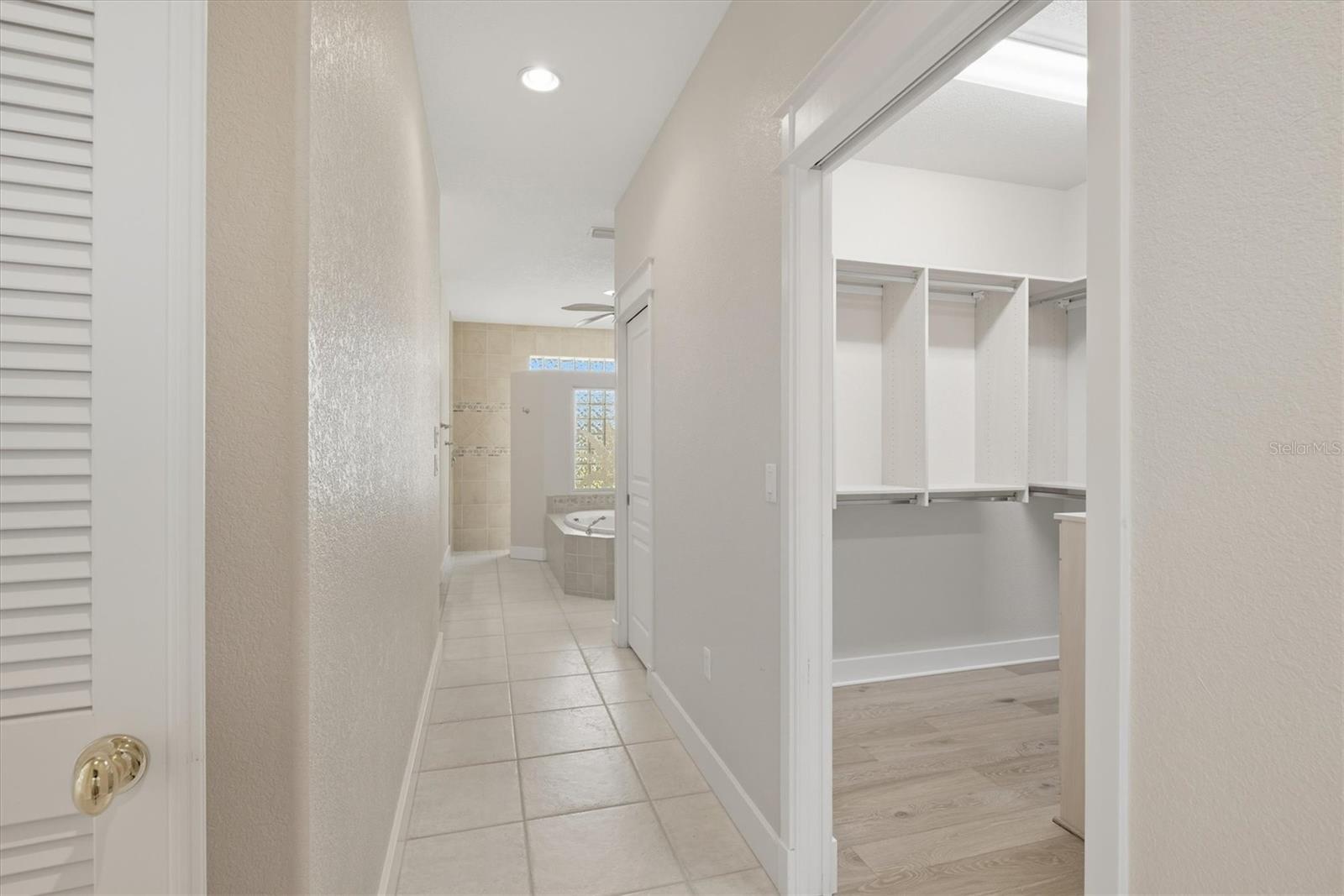 Image 45 of 87 For 1700 Los Alamos Drive