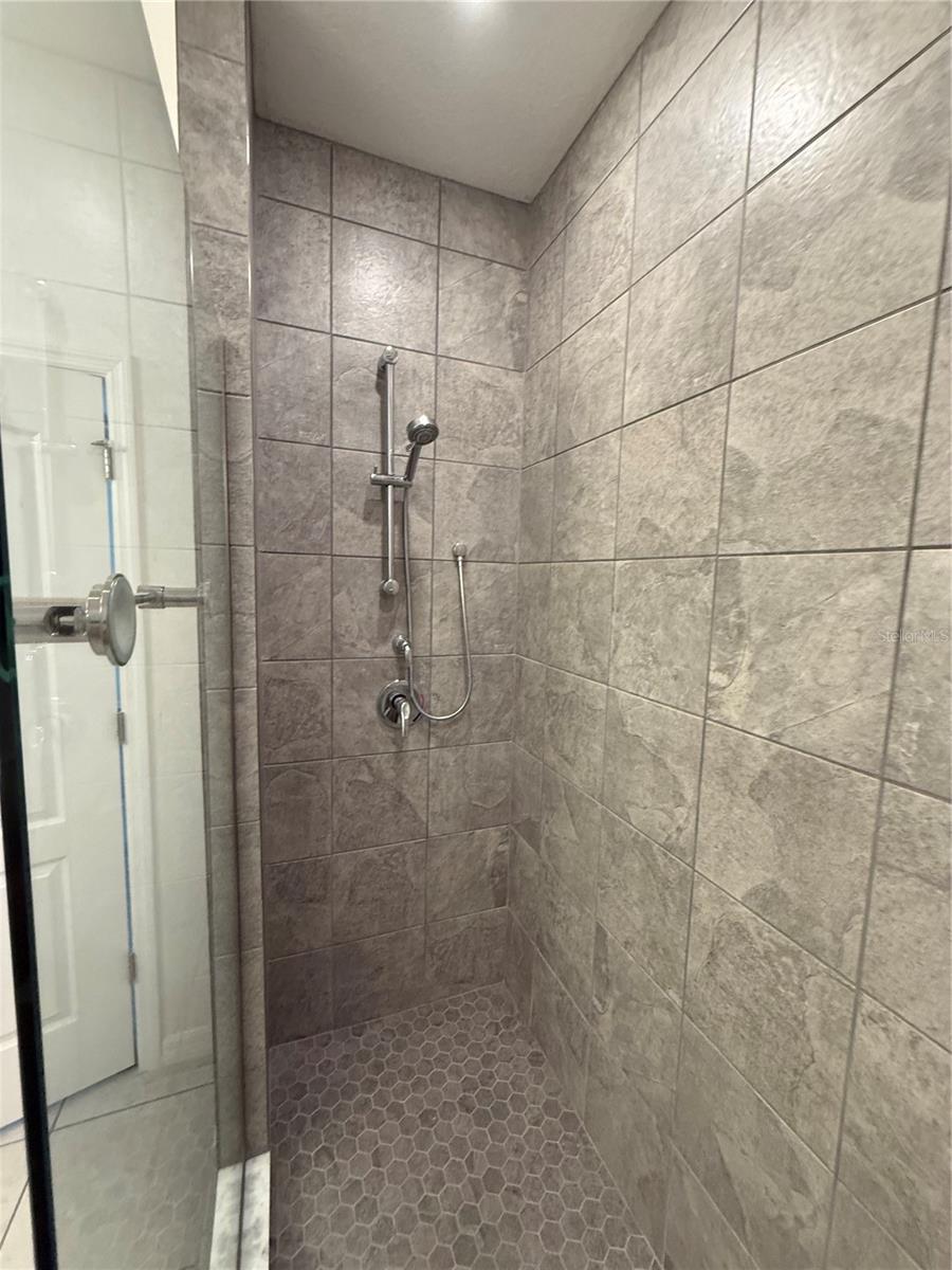 Image 14 of 26 For 408 Bahia Grande Avenue