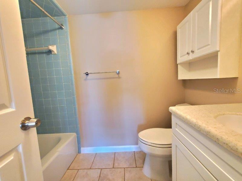 Image 11 of 21 For 1080 Bal Harbor Boulevard 10a