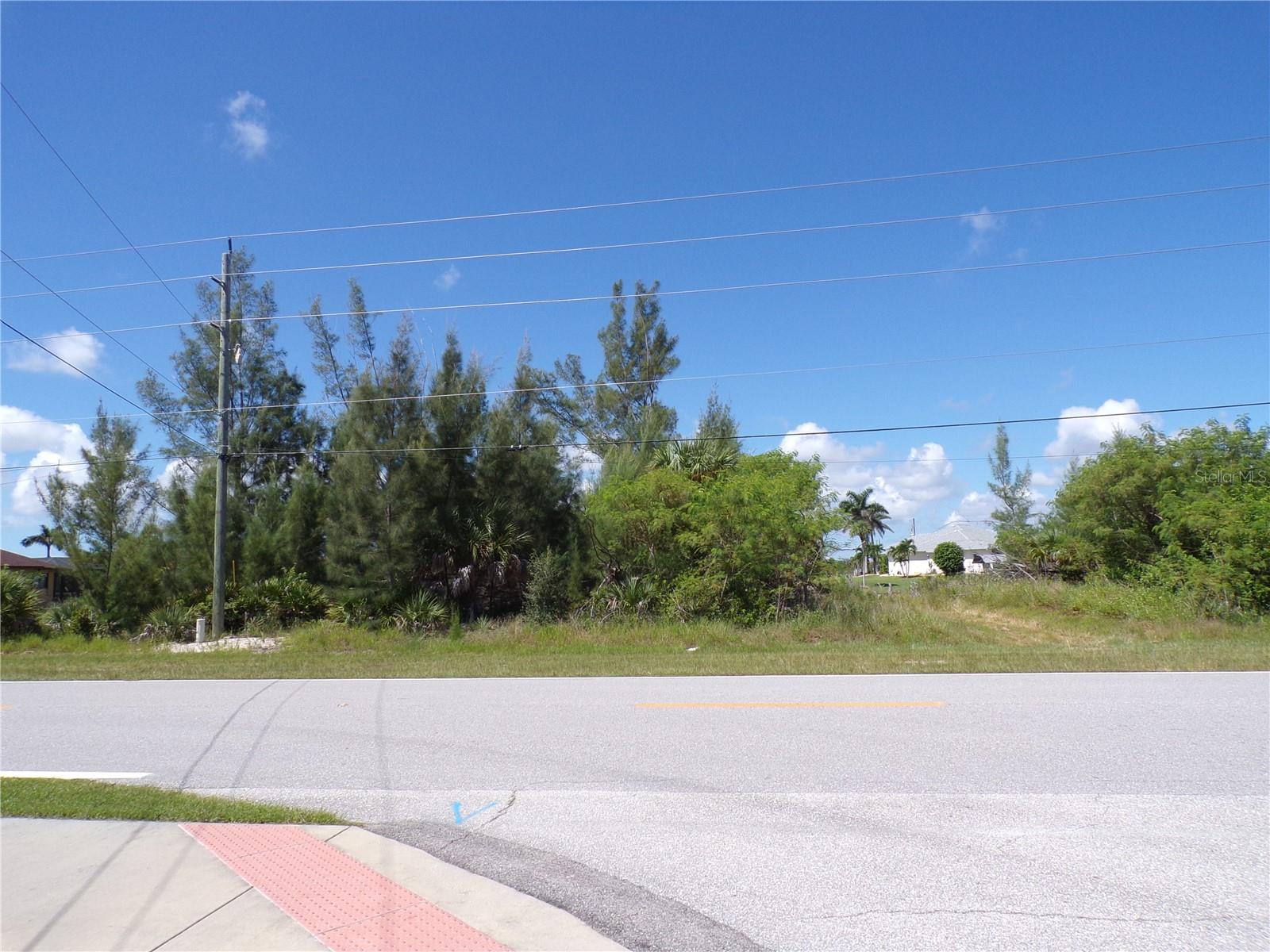 Image 13 of 35 For 9365 St Paul Drive