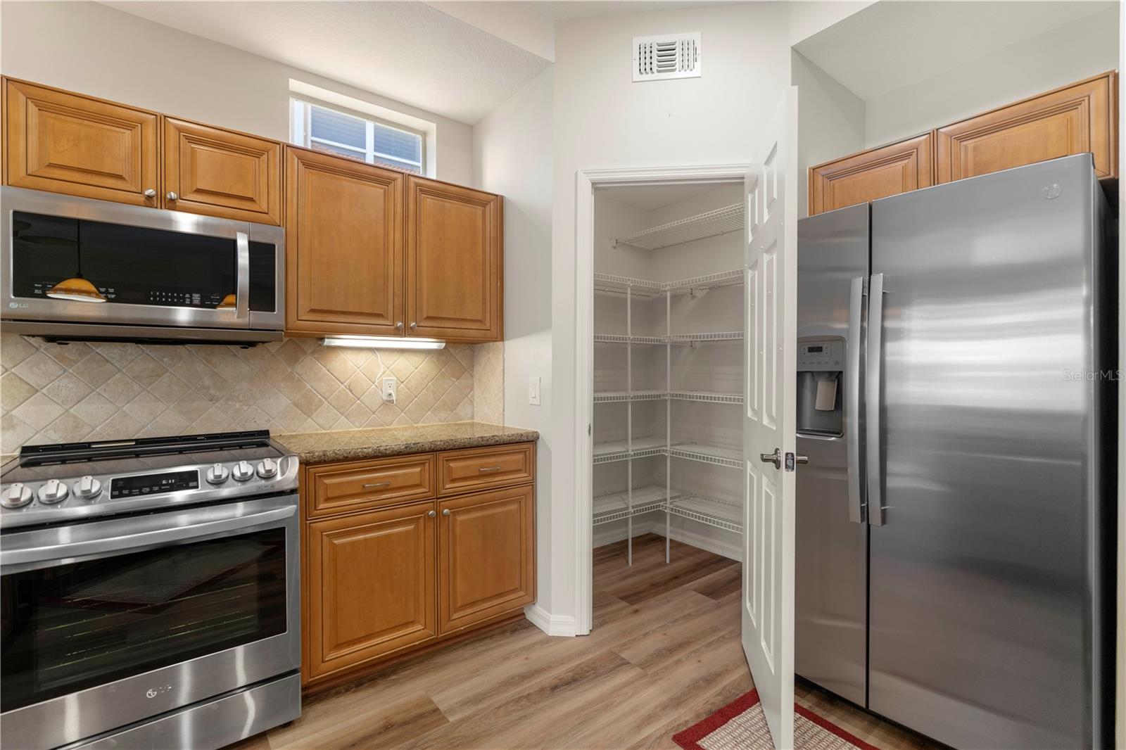 Image 25 of 62 For 3959 San Rocco Drive 612