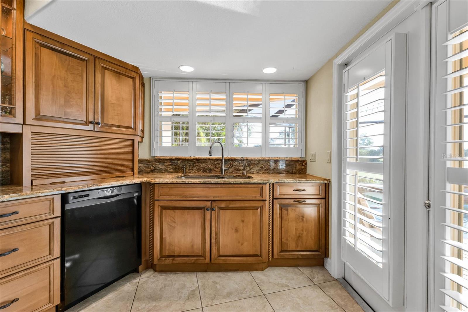 Image 16 of 66 For 3736 Bordeaux Drive