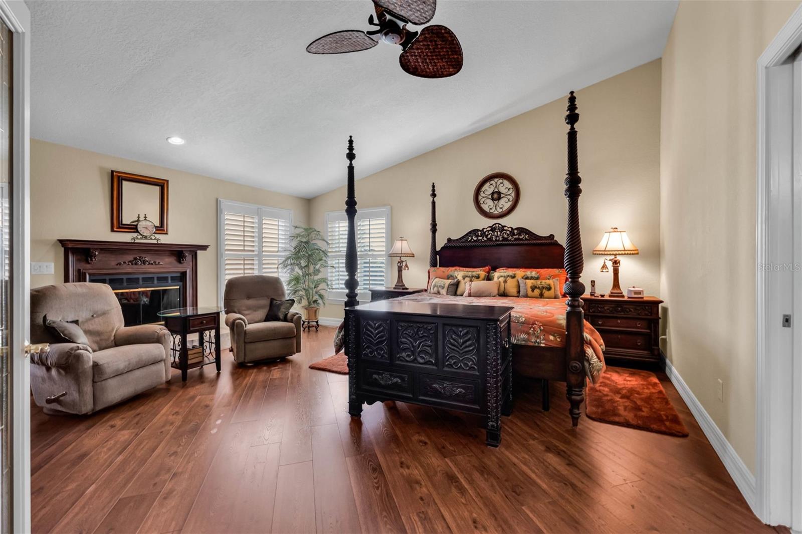 Image 35 of 66 For 3736 Bordeaux Drive
