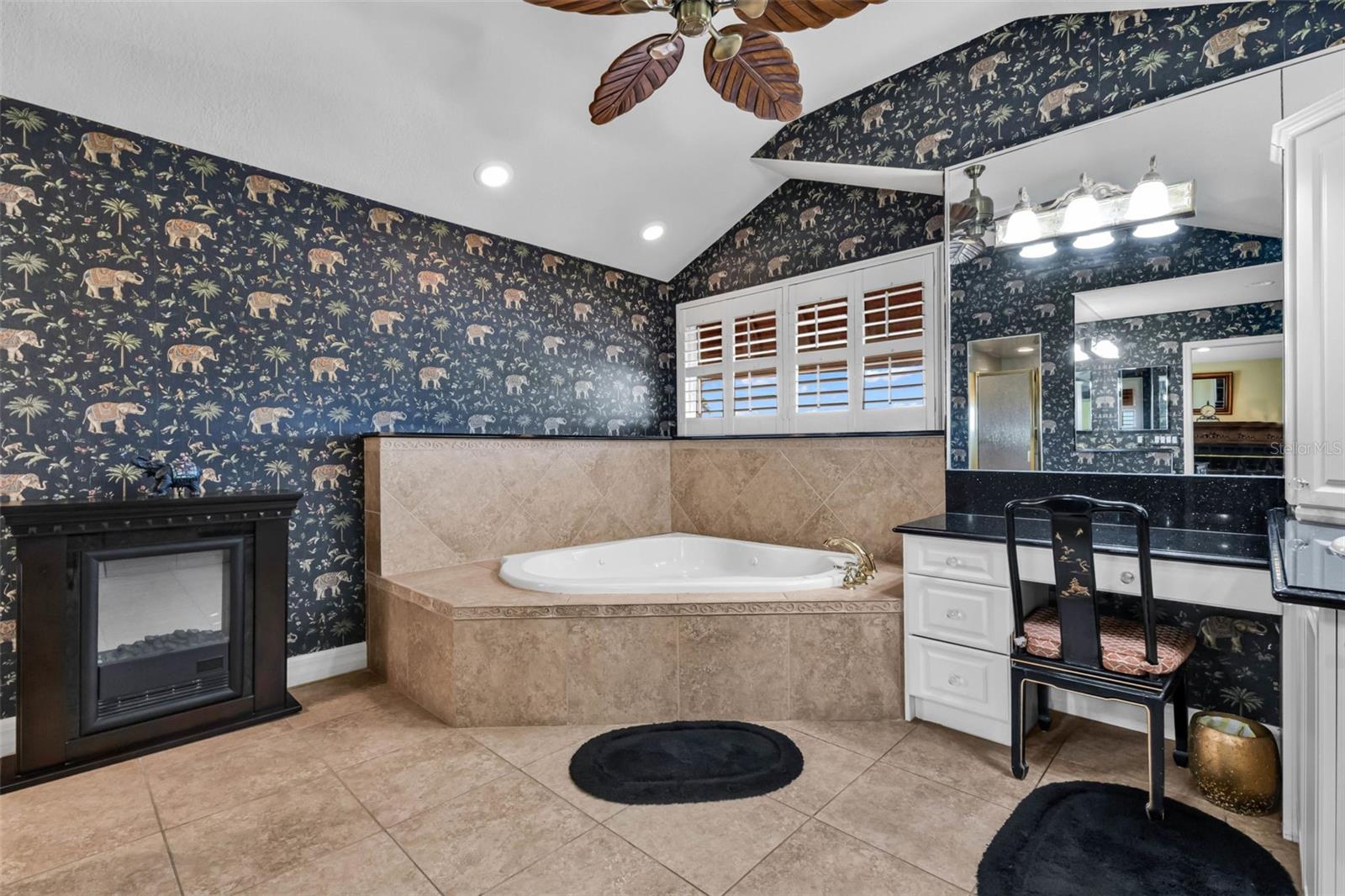 Image 41 of 66 For 3736 Bordeaux Drive