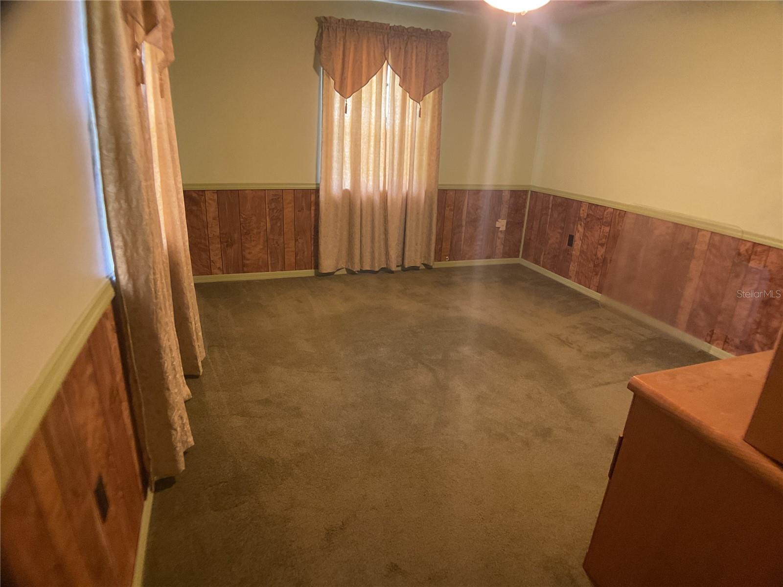 Image 34 of 87 For 825 Johnson Avenue