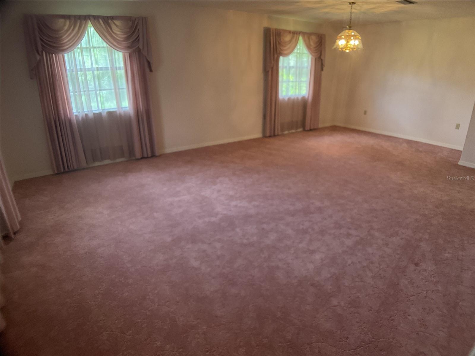 Image 4 of 87 For 825 Johnson Avenue