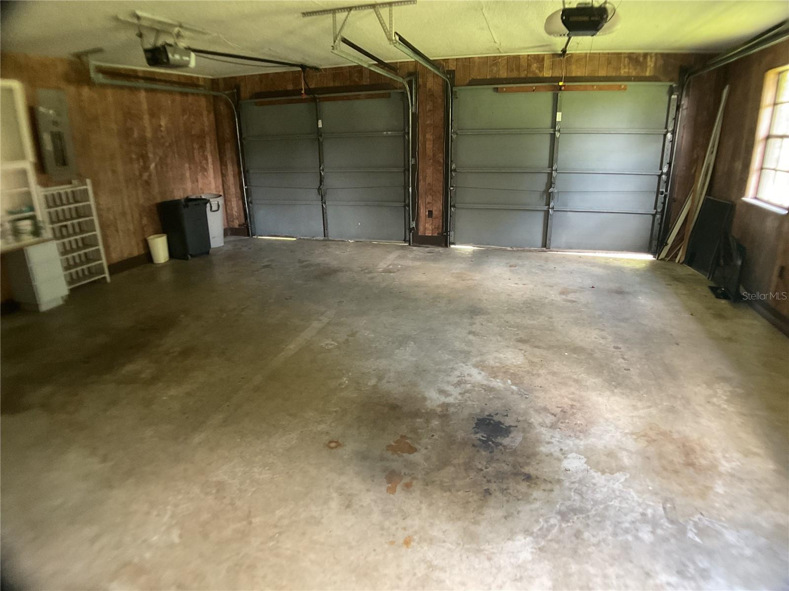 Image 42 of 87 For 825 Johnson Avenue