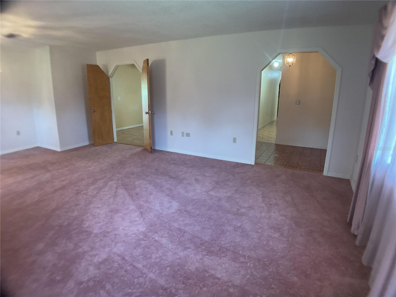Image 6 of 87 For 825 Johnson Avenue