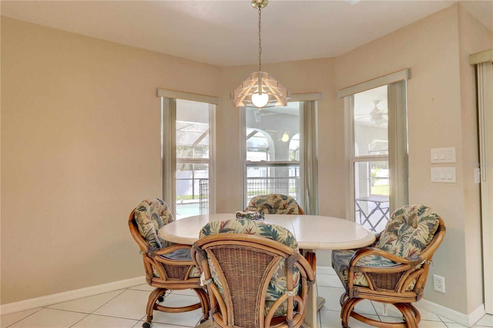 Image 11 of 44 For 891 Bayard Street