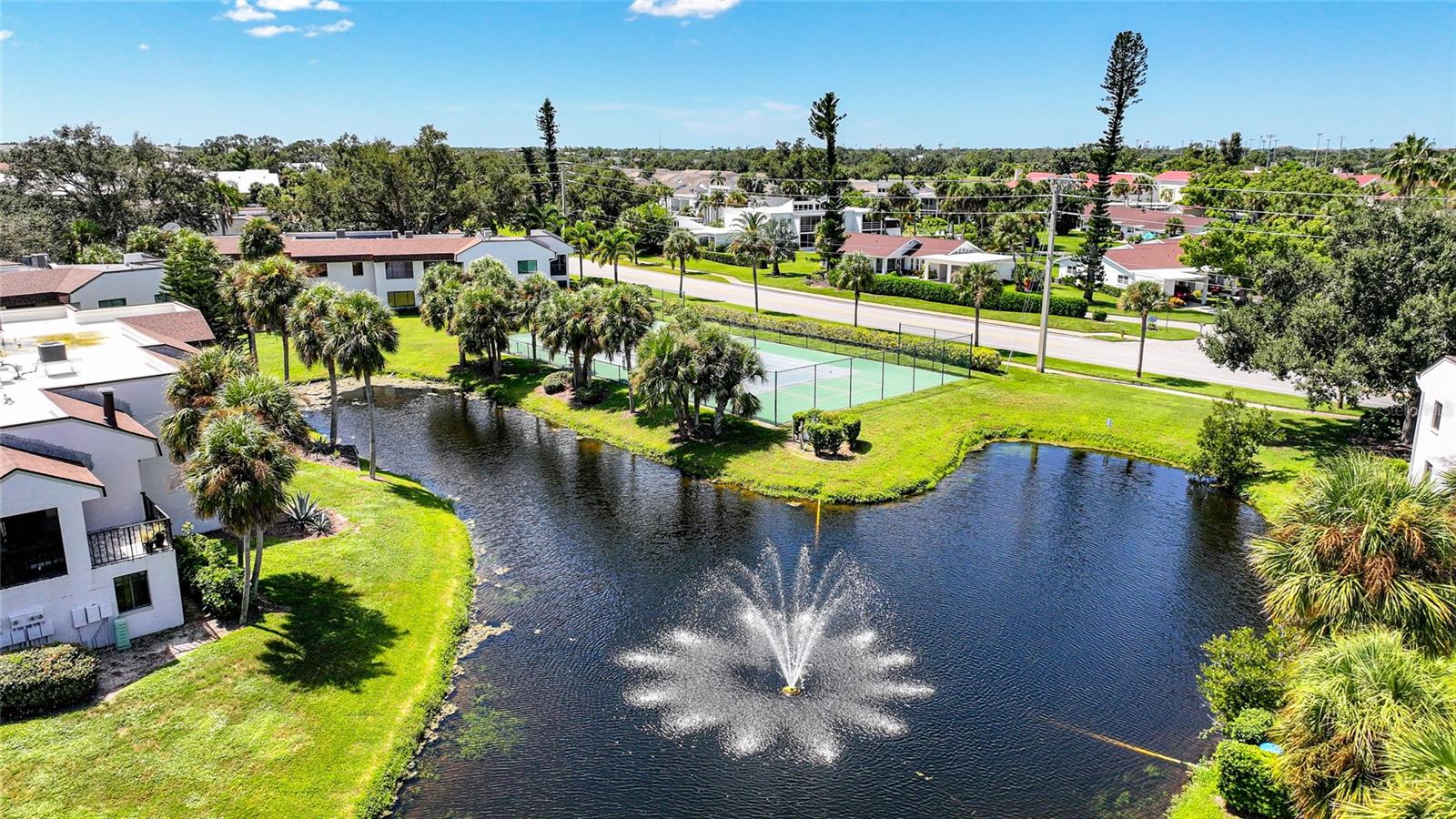 Image 39 of 40 For 812 Capri Isles Boulevard 117