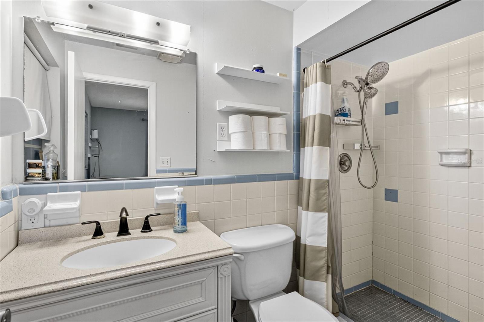 Image 22 of 29 For 4838 West Drive