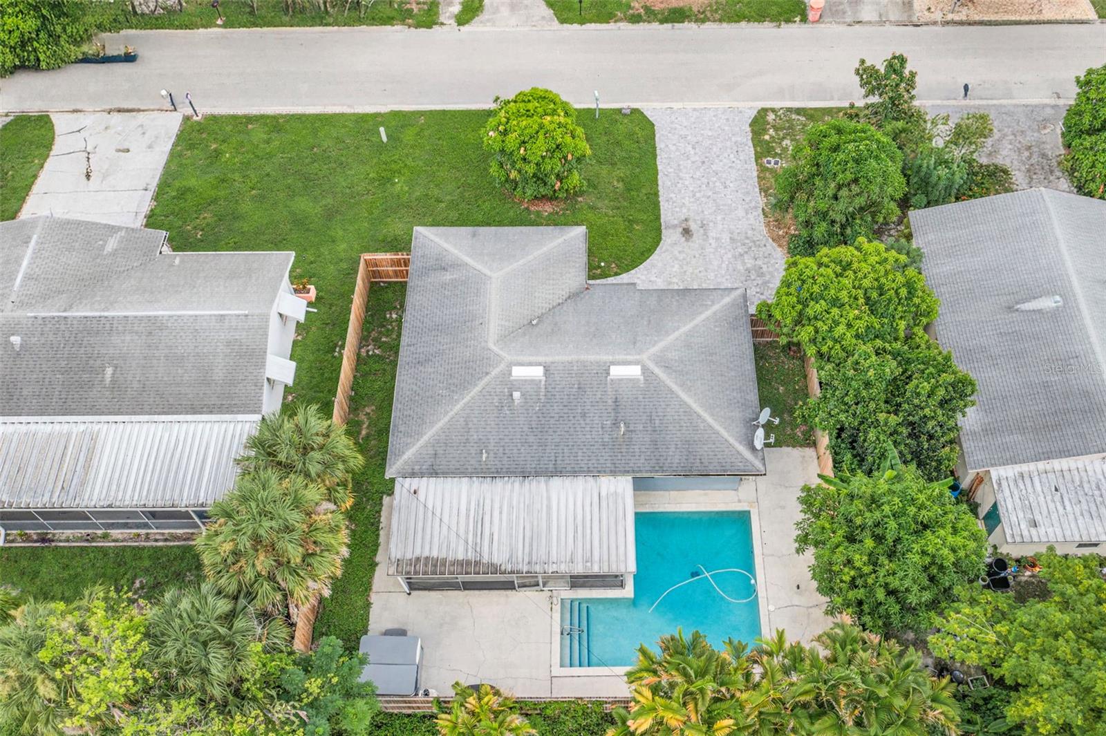 Image 3 of 29 For 4838 West Drive