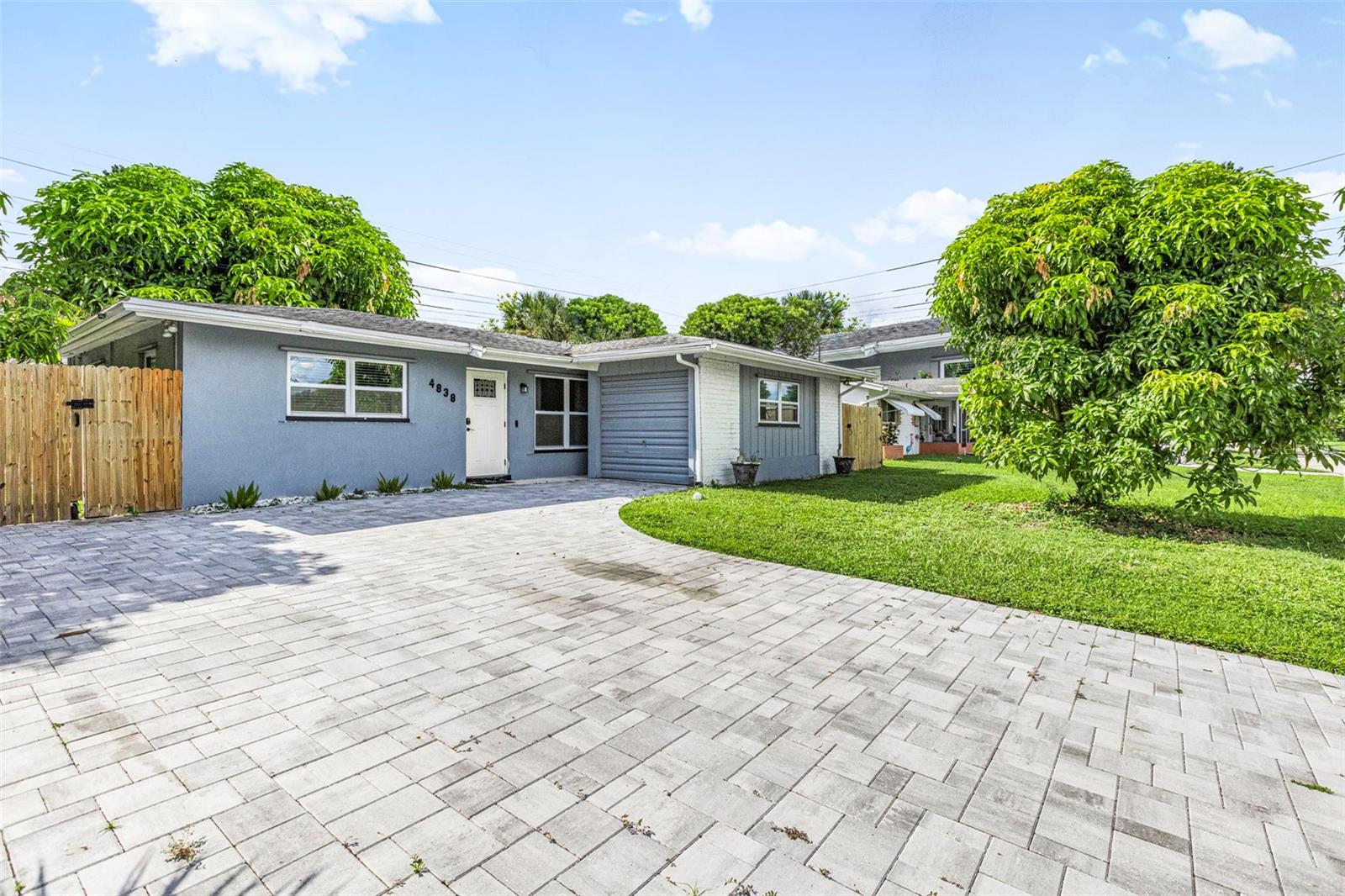 Image 6 of 29 For 4838 West Drive