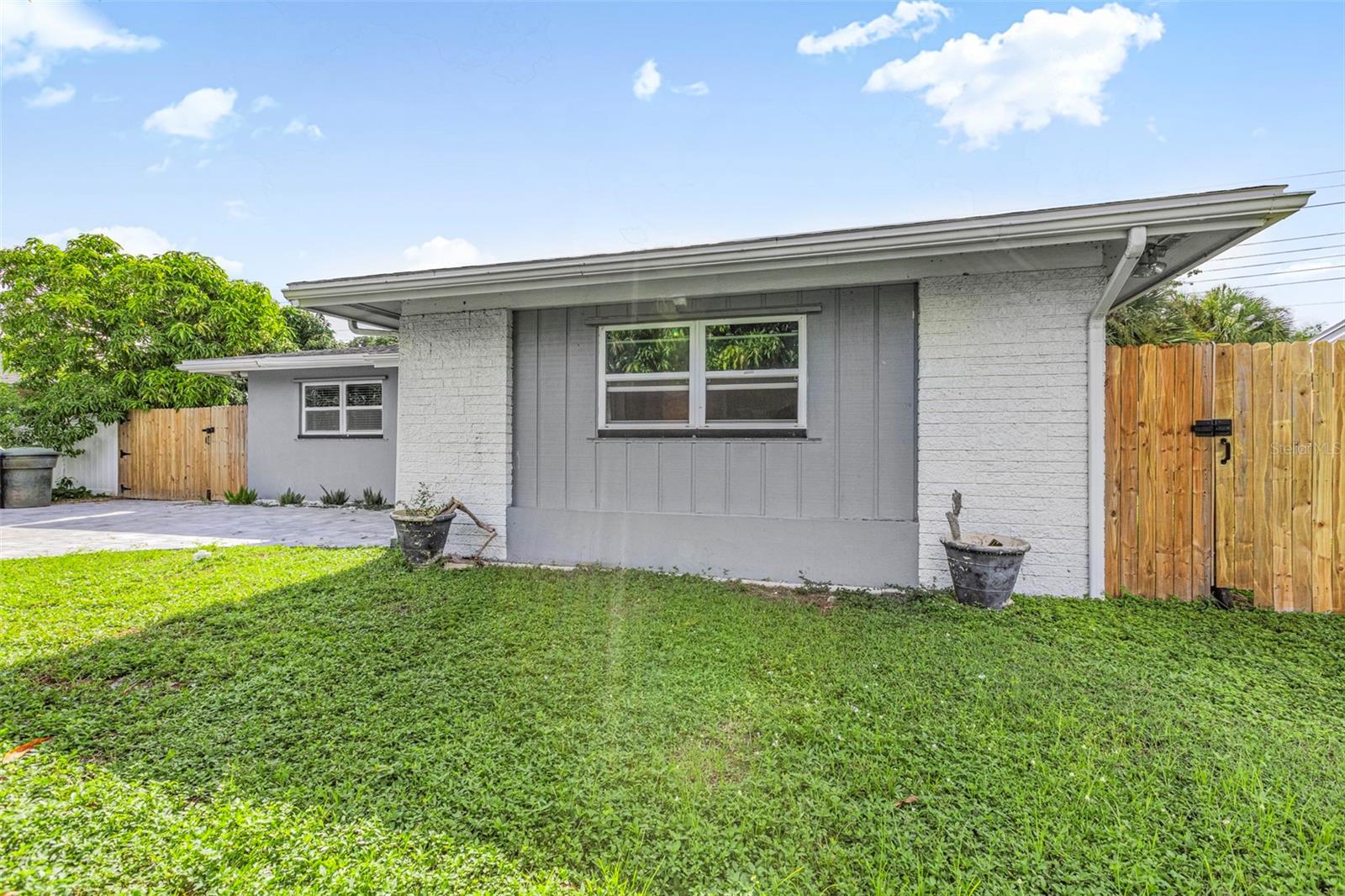 Image 8 of 29 For 4838 West Drive