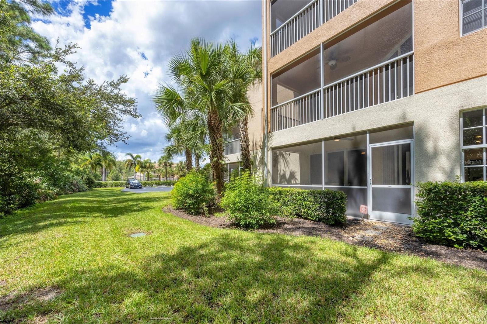 Image 23 of 87 For 10791 Palazzo Way 105