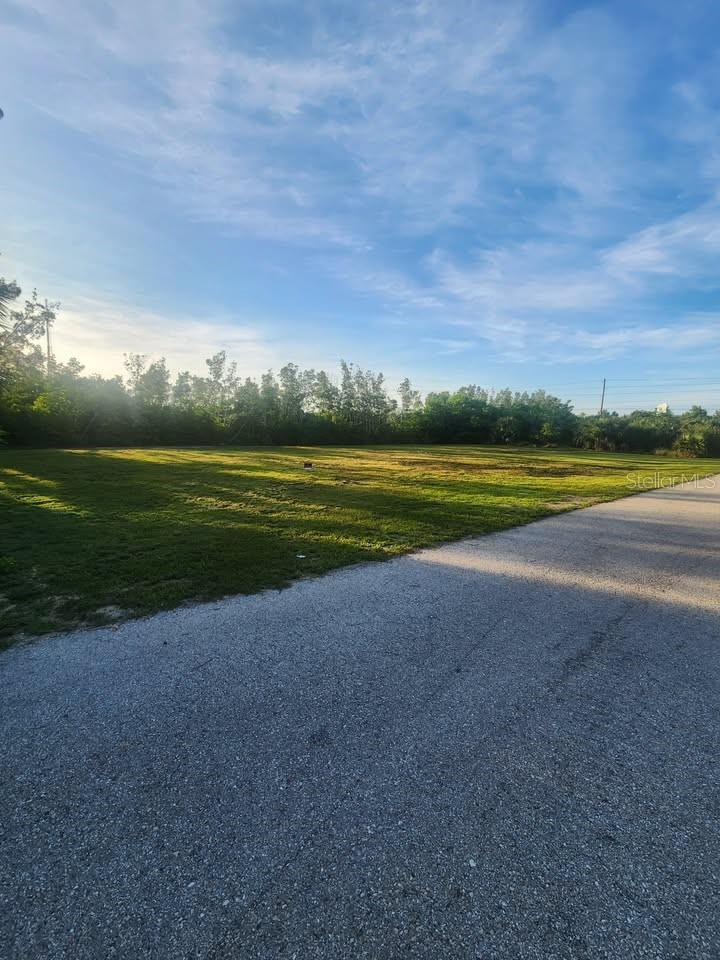 Image 3 of 9 For 6146 Landings Way