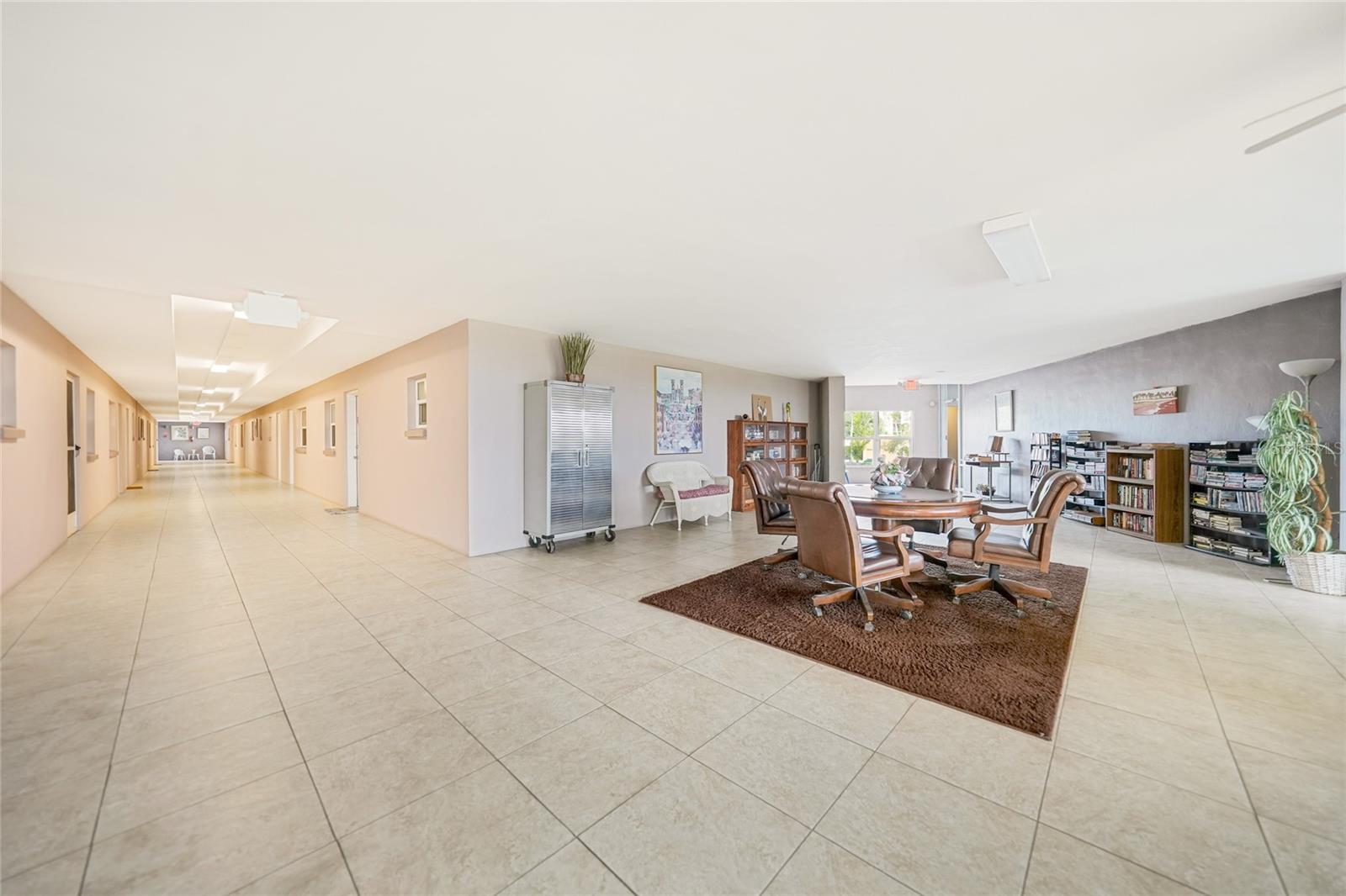 Image 17 of 21 For 3100 Harbor Boulevard 315
