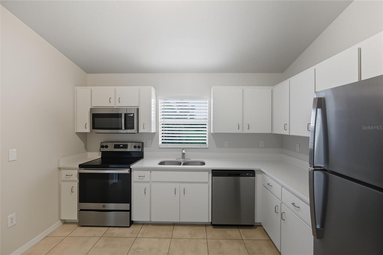 Image 17 of 41 For 4565 Adolph Avenue