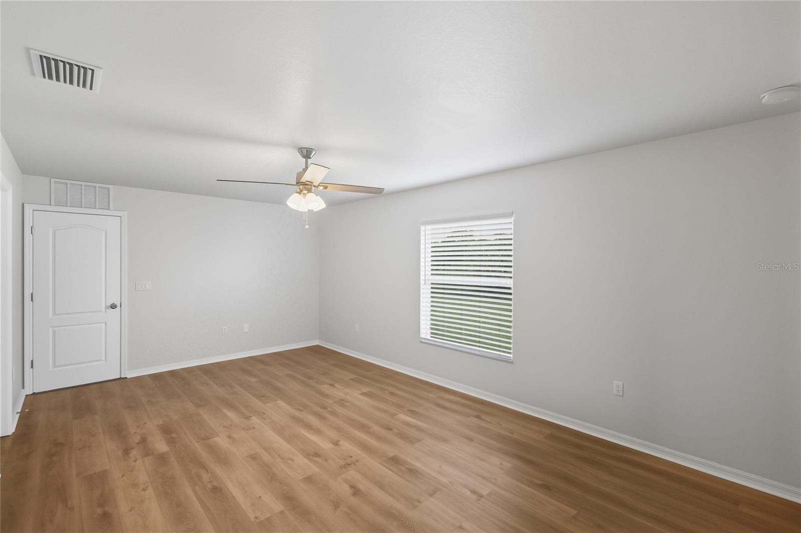 Image 27 of 41 For 4565 Adolph Avenue