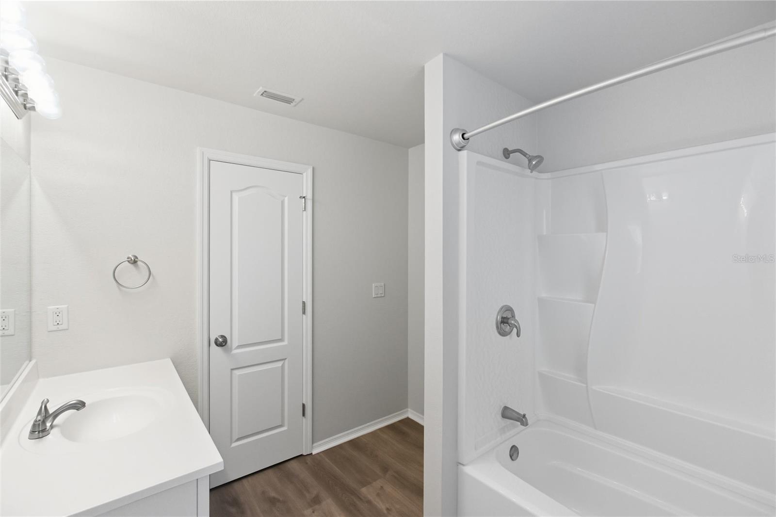 Image 30 of 41 For 4565 Adolph Avenue