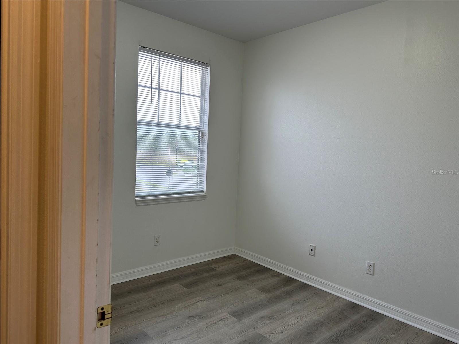 Image 18 of 34 For 1147 Jonah Drive